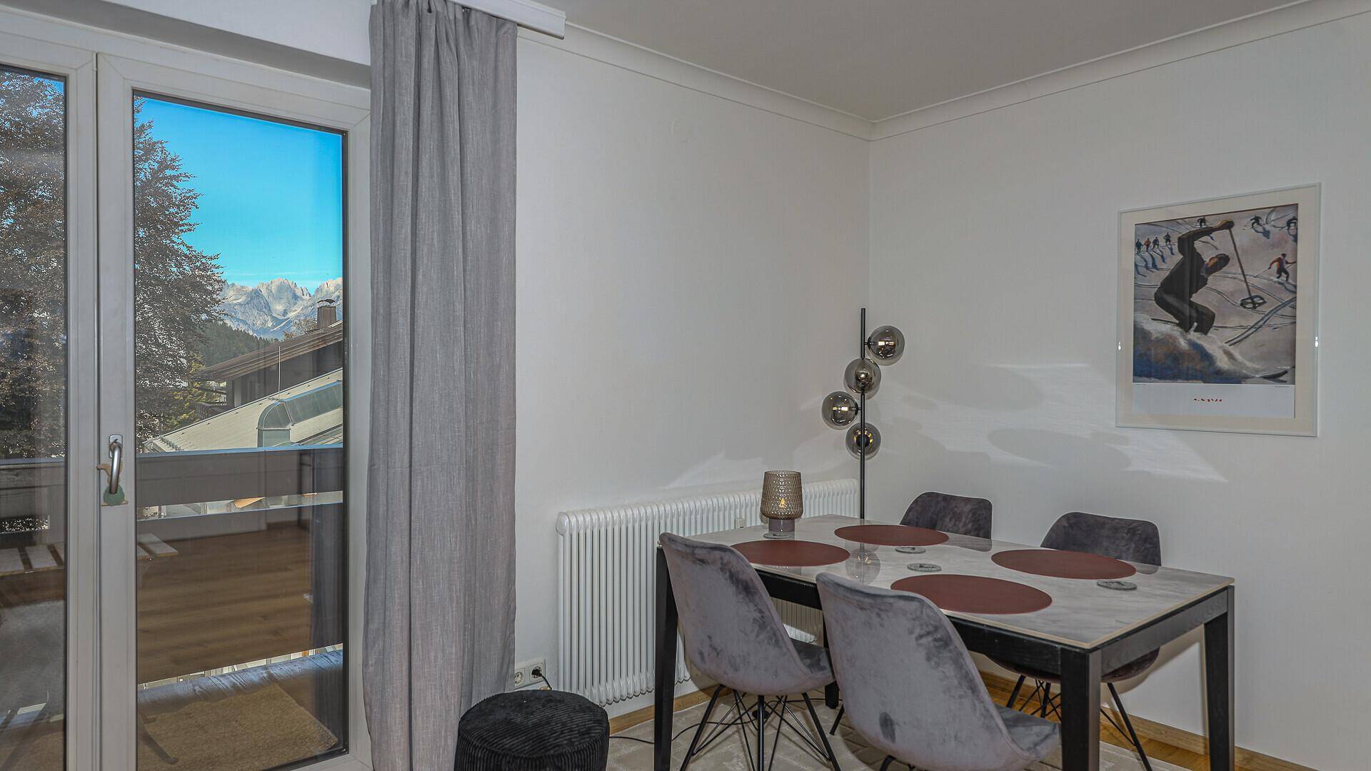 KITZIMMO-Exklusives Apartment mit Freizeitwohnsitz im Zentrum - Immobilien Kitzbühel.