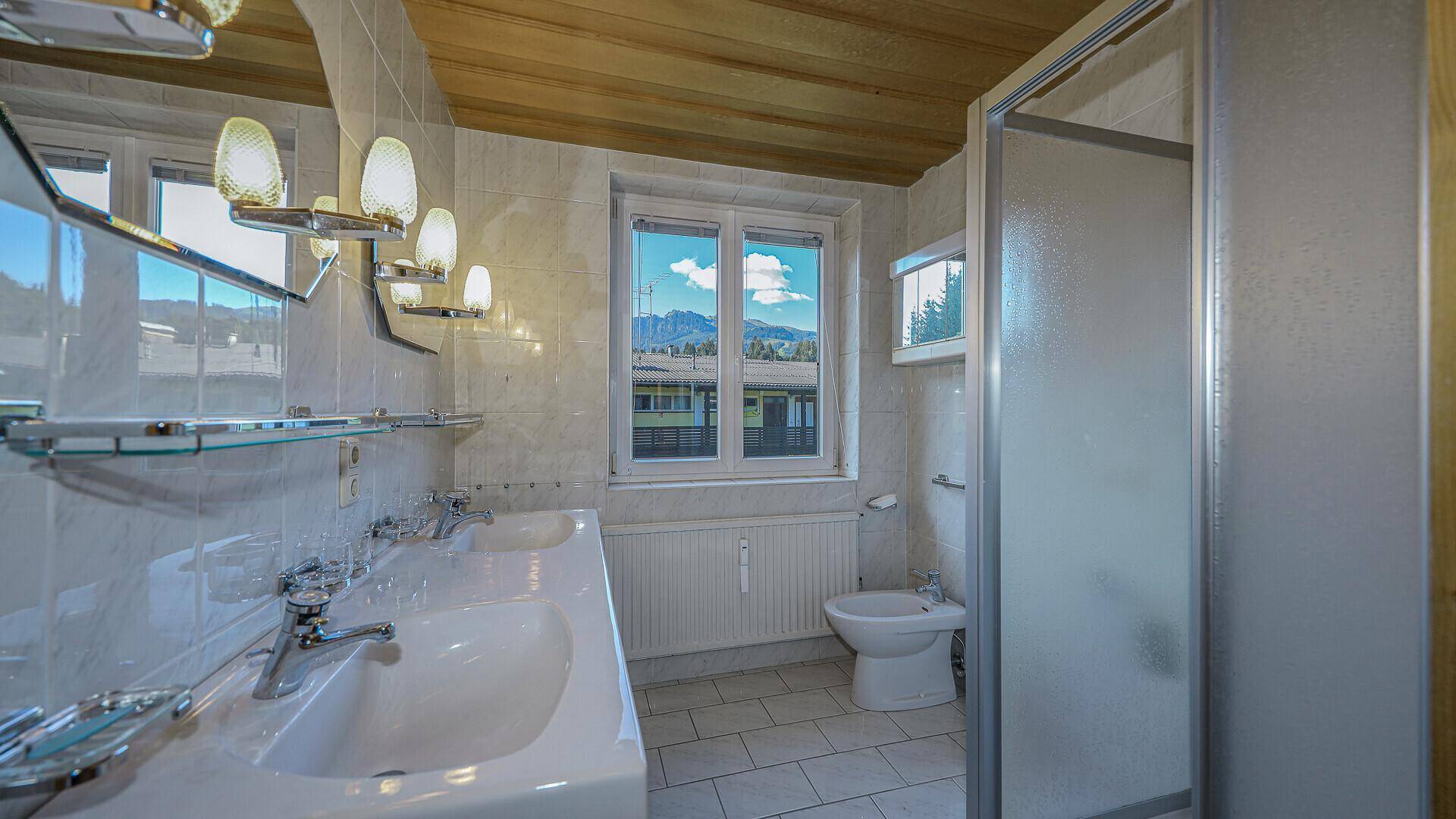KITZIMMO-Dachgeschosswohnung mit Freizeitwohnsitz kaufen - Immobilien Kitzbühel.-11
