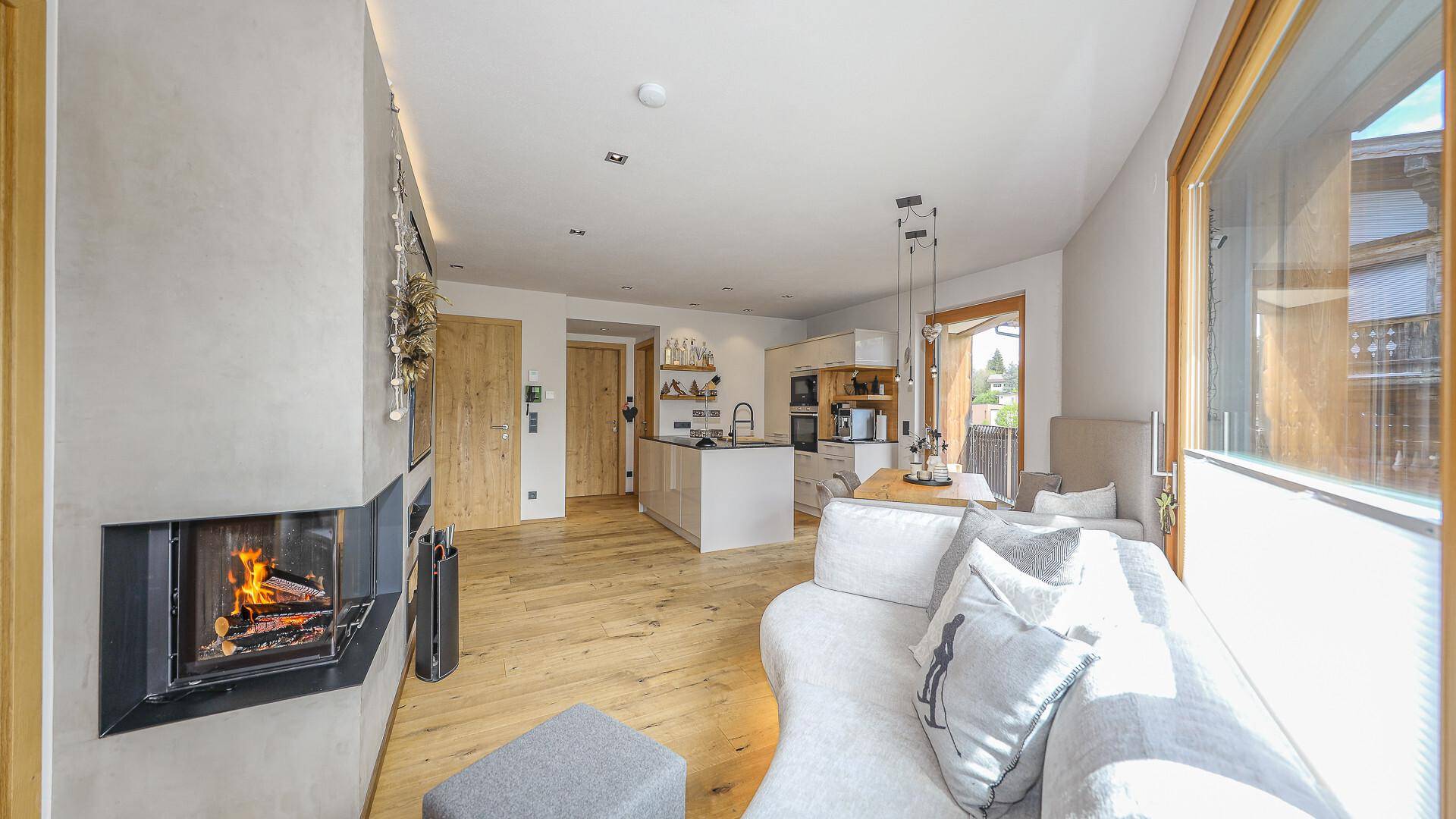 KITZIMMO-Exklusives Ski in / Ski out Apartment in zentraler Lage - Immobilien Kirchberg.