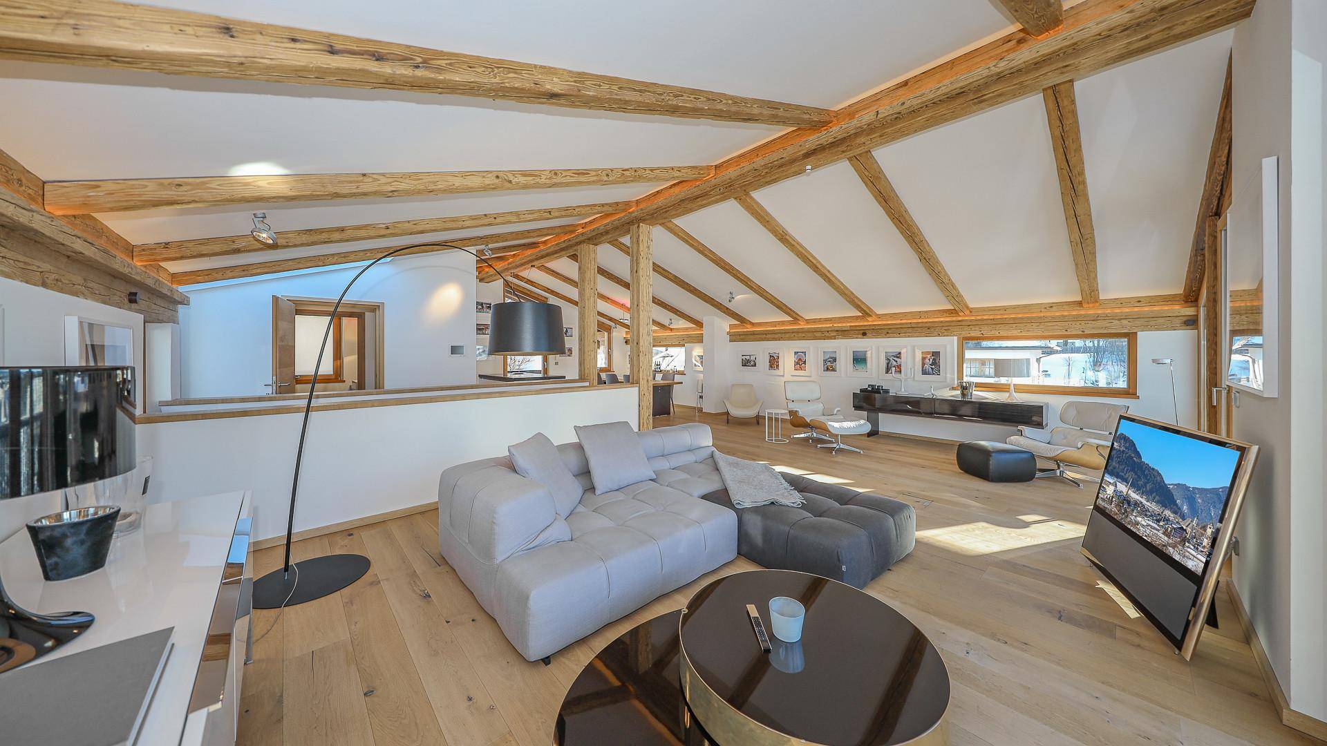 KITZIMMO-Luxus-Penthouse-Maisonette in Toplage am Sonnberg kaufen - Immobilien Kitzbühel.