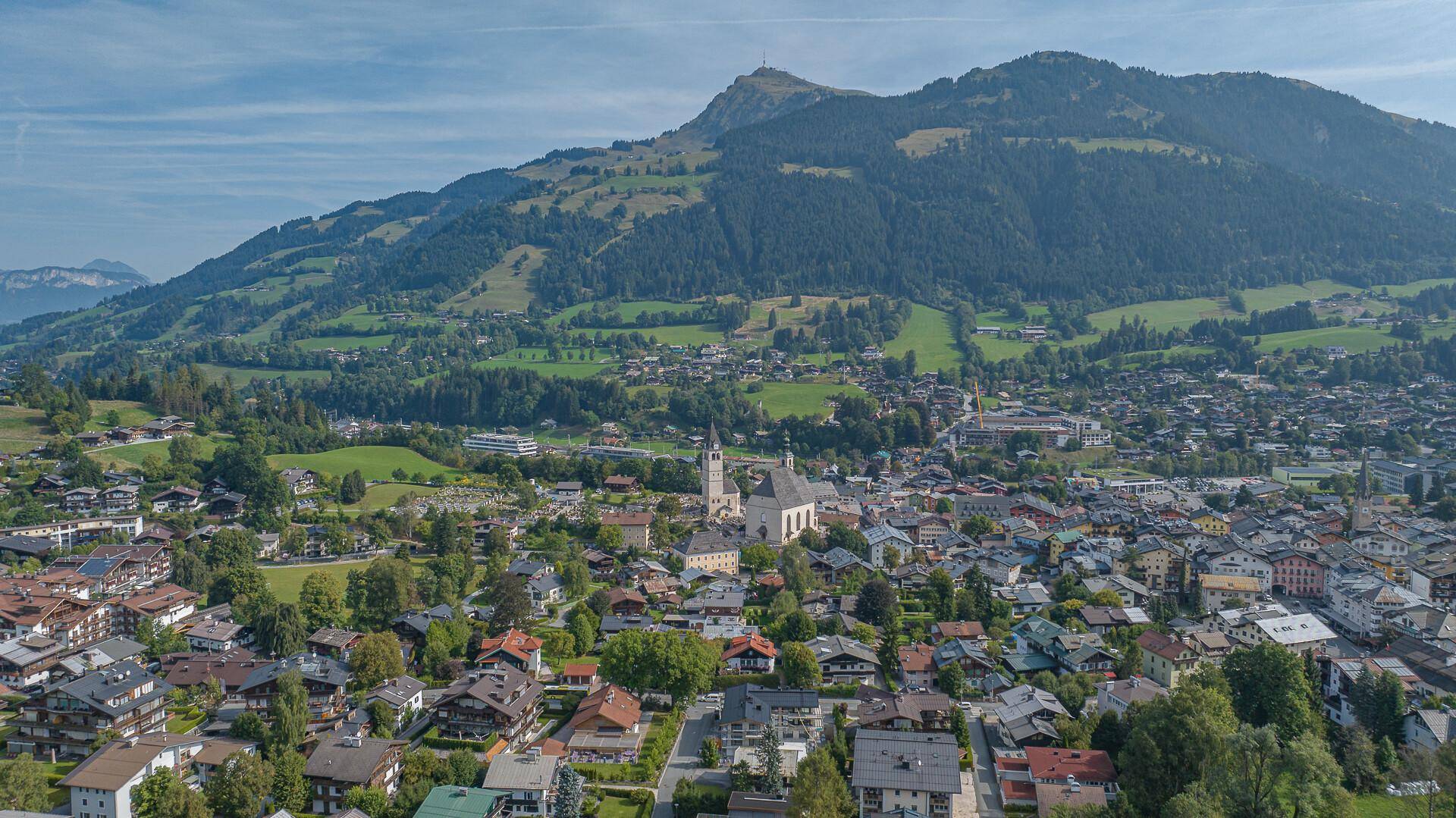 KITZIMMO-Exklusive Erdgeschossmaisonette in zentraler Toplage kaufen - Immobilien Kitzbühel.