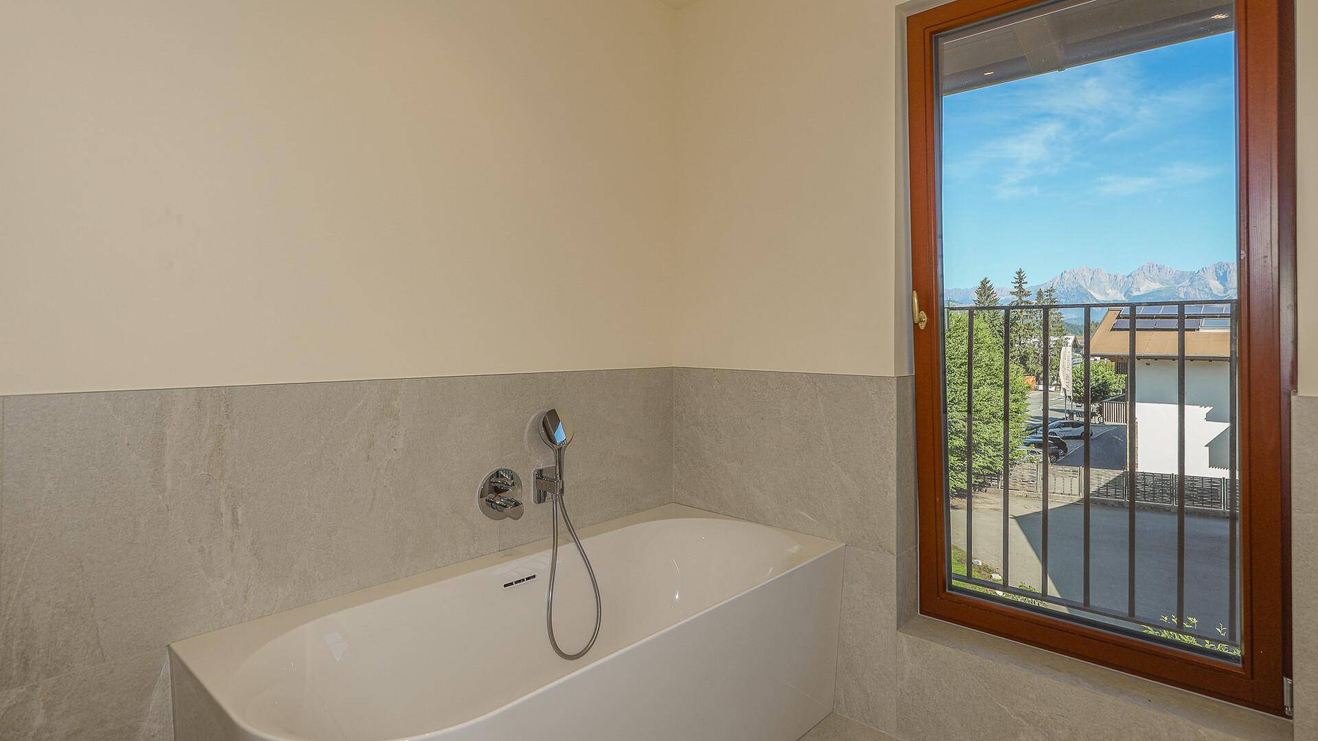 KITZIMMO-Exklusives Penthouse mit Panoramablick mieten - Immobilien Kitzbühel.