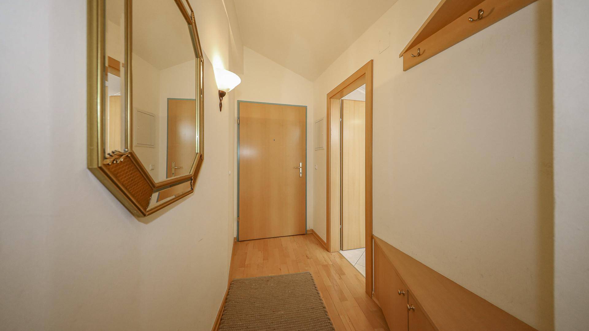 KITZIMMO-Dachgeschosswohnung mit Kaiserblick - Immobilien Aurach.