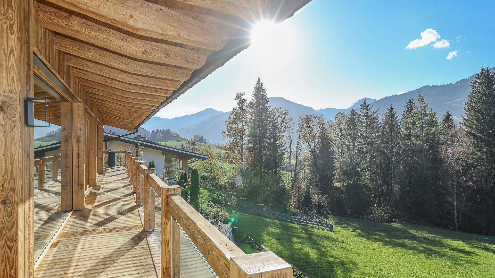 KITZIMMO-Luxusvilla in Toplage kaufen - Immobilien Aurach Kitzbühel.