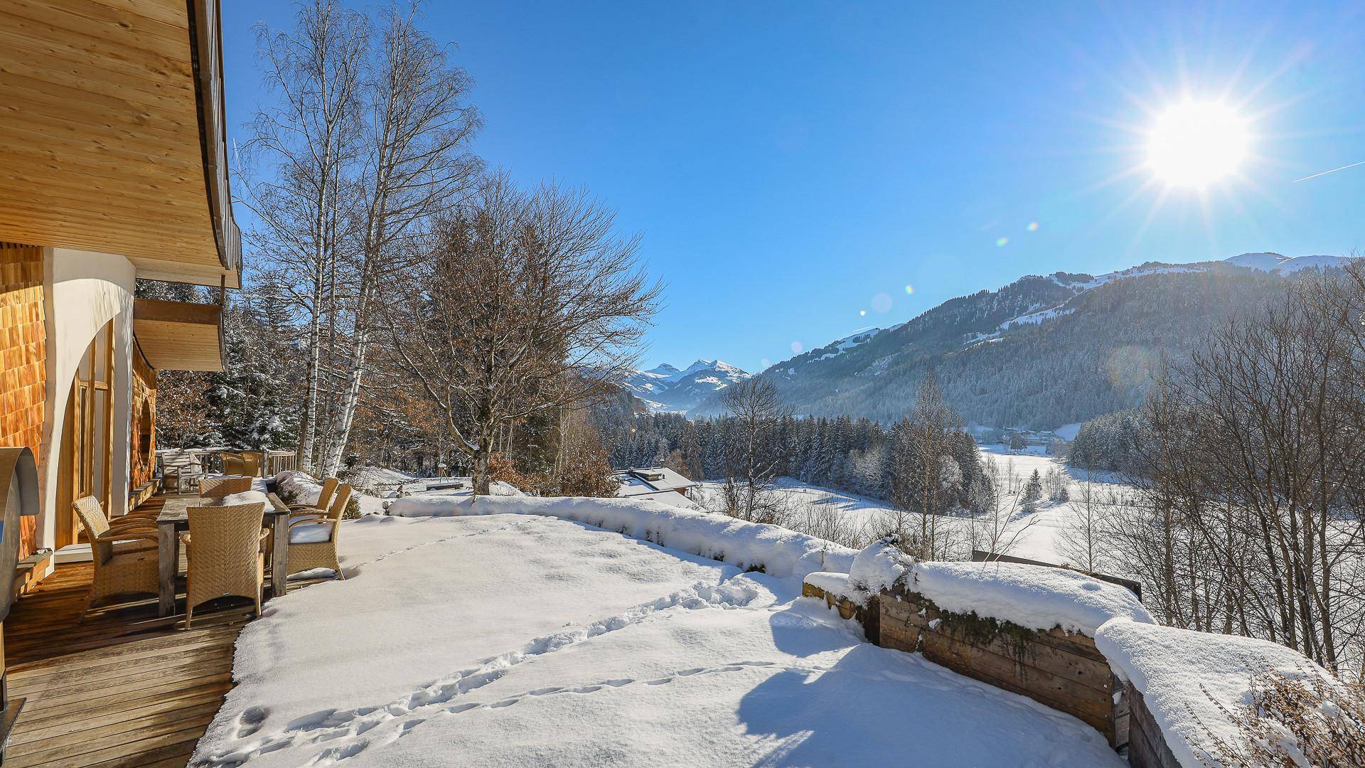 KITZIMMO-Einzigartiges Anwesen mit Blick auf den Schwarzsee - Immobilien Kitzbühel.