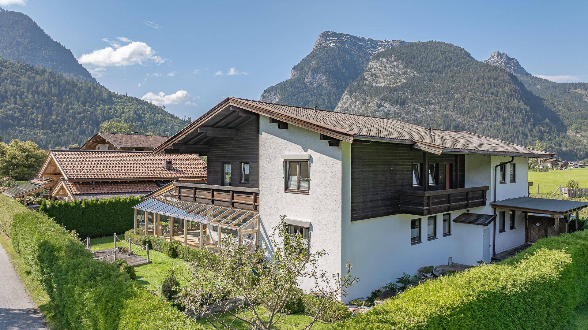 KITZIMMO-Mehrfamilienhaus in sehr guter Lage in St. Martin bei Lofer kaufen.