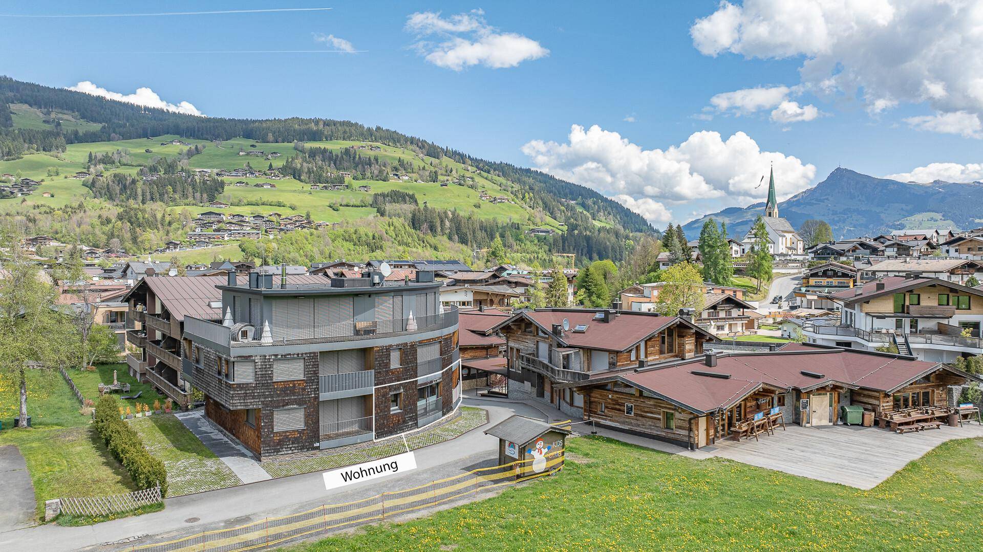 KITZIMMO-Exklusives Ski in / Ski out Apartment in zentraler Lage - Immobilien Kirchberg.