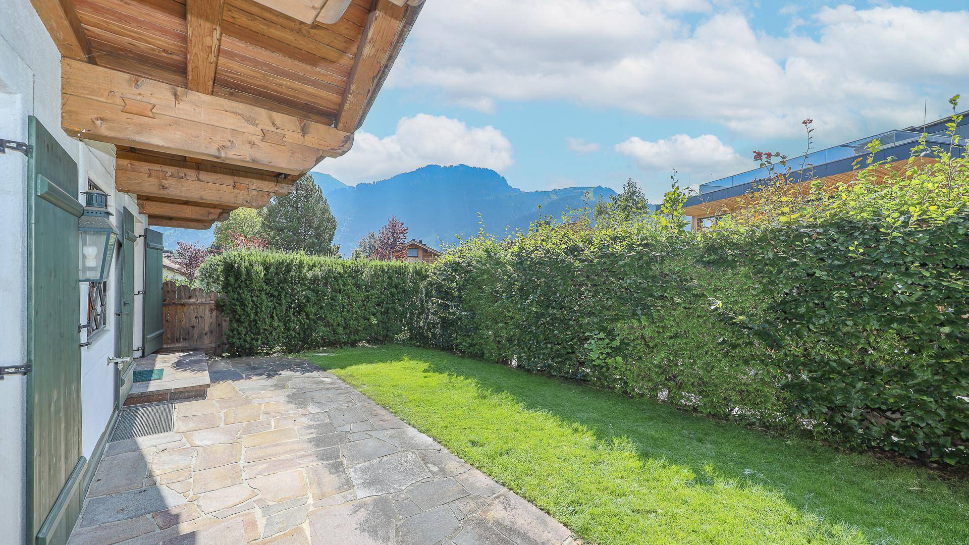 KITZIMMO-exklusive Gartenwohnung in Toplage am Sonnberg kaufen - Immobilien Kitzbühel.