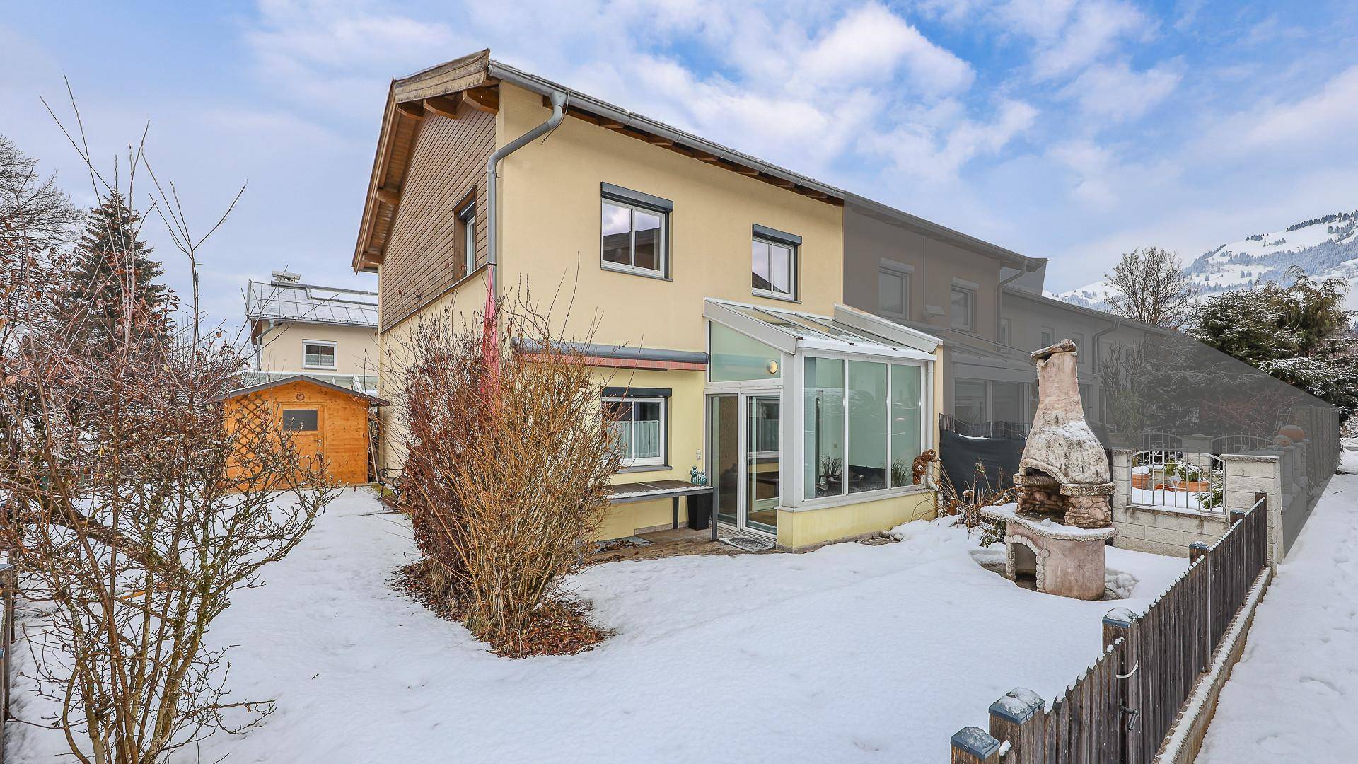 KITZIMMO-Reiheneckhaus in Ruhelage kaufen - Immobilien Kitzbühel.