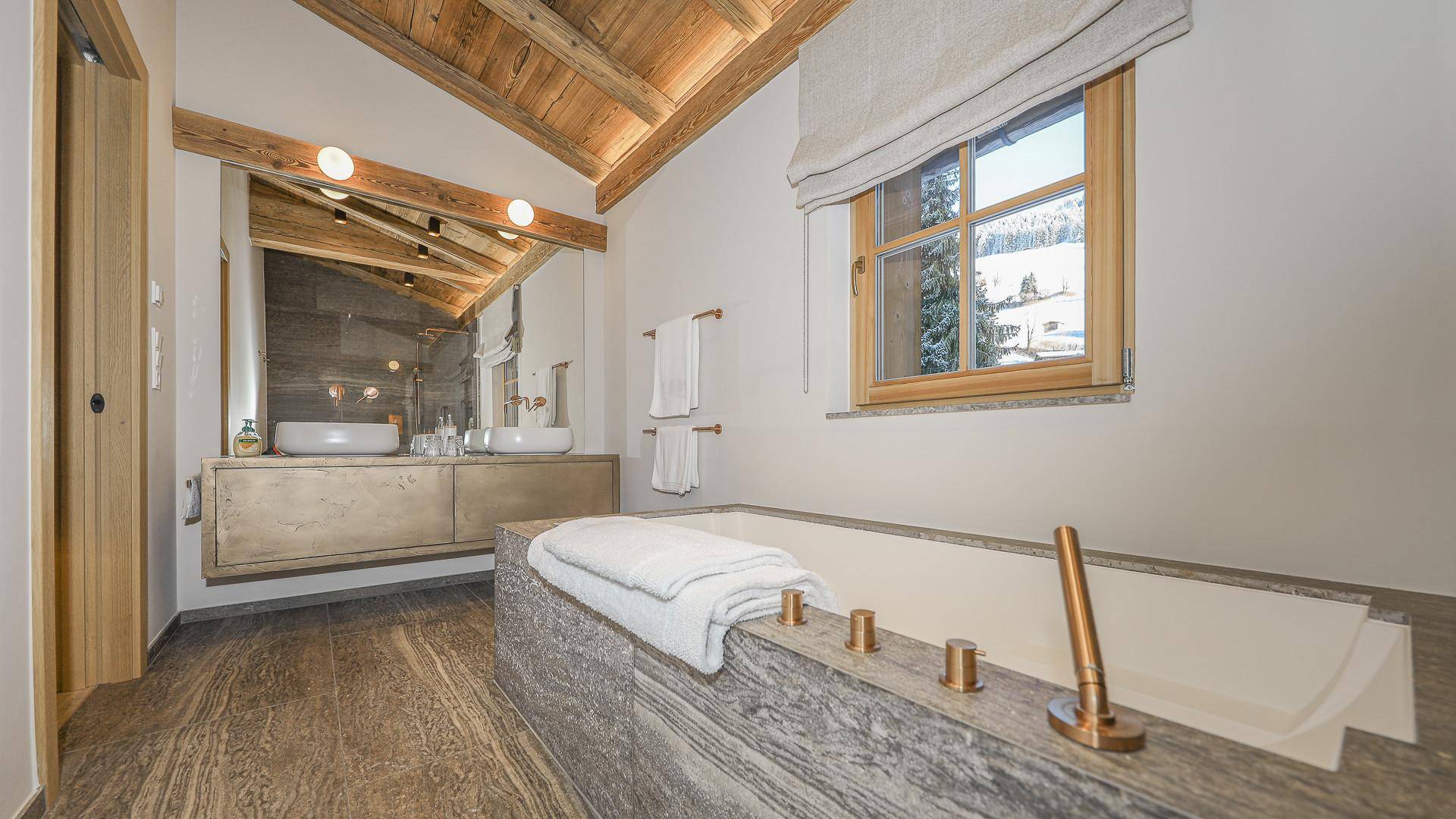 KITZIMMO-Einzigartiges Luxus-Anwesen in Toplage kaufen - Immobilien Kitzbühel.