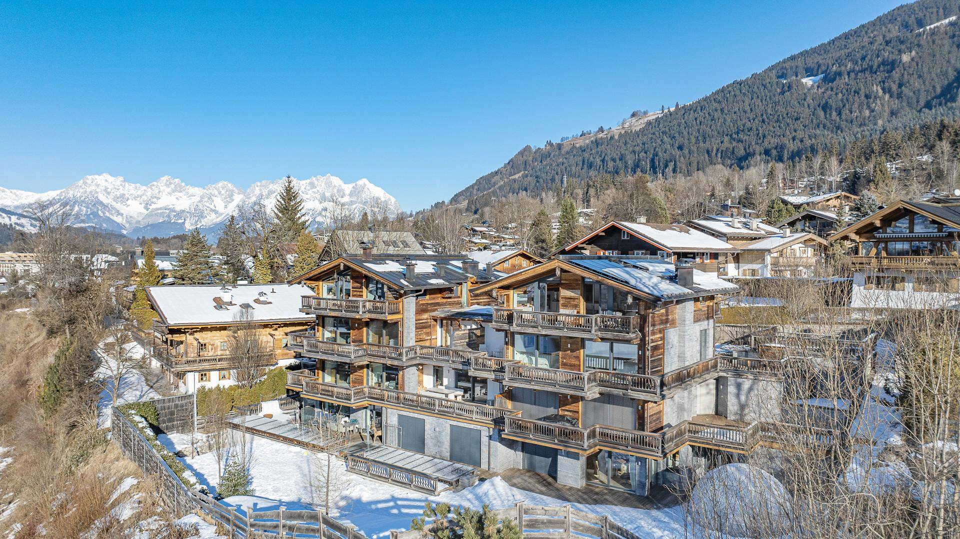 KITZIMMO-Luxus-Penthouse-Maisonette in Toplage am Sonnberg kaufen - Immobilien Kitzbühel.