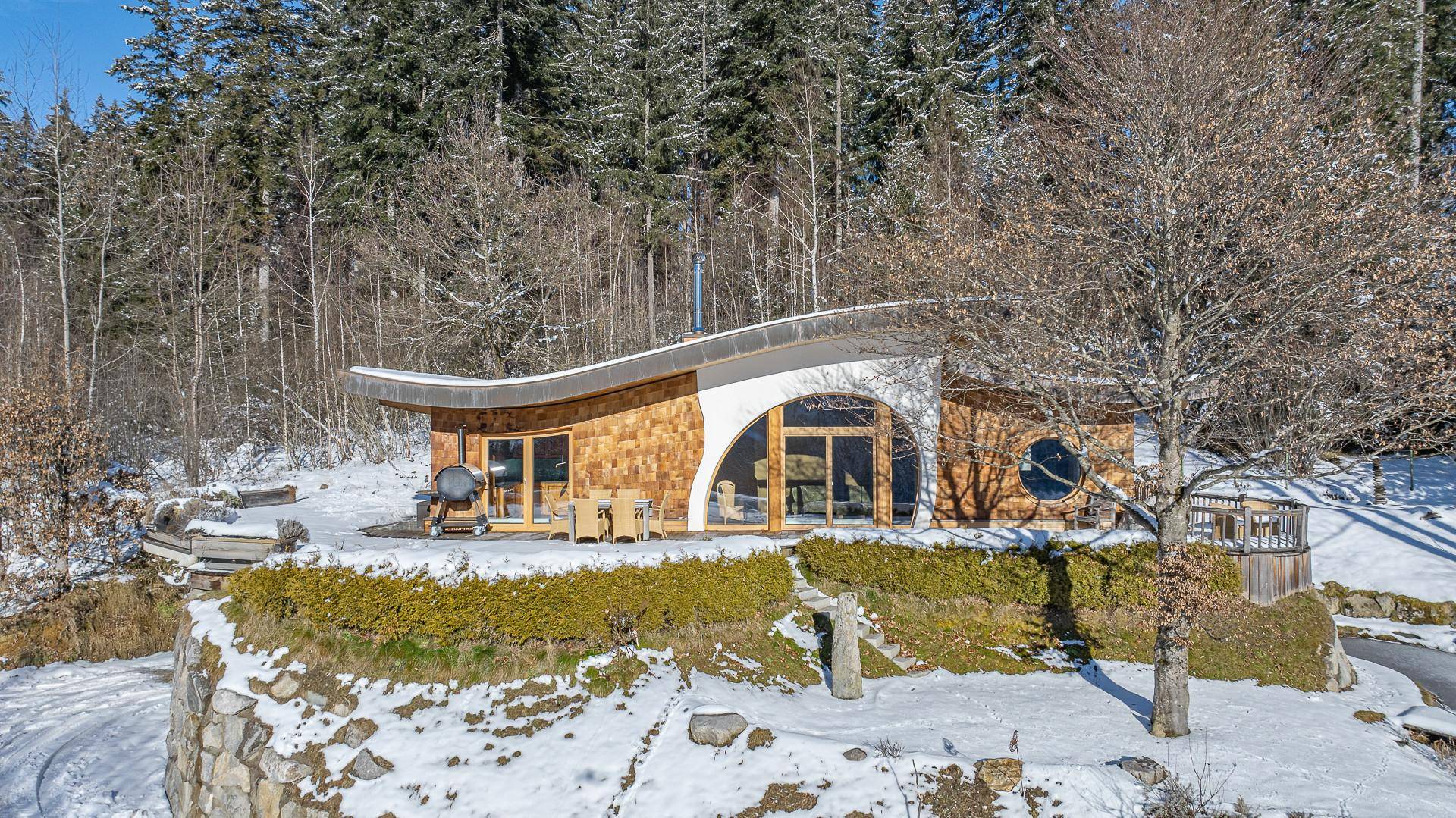 KITZIMMO-Einzigartiges Anwesen mit Blick auf den Schwarzsee - Immobilien Kitzbühel.