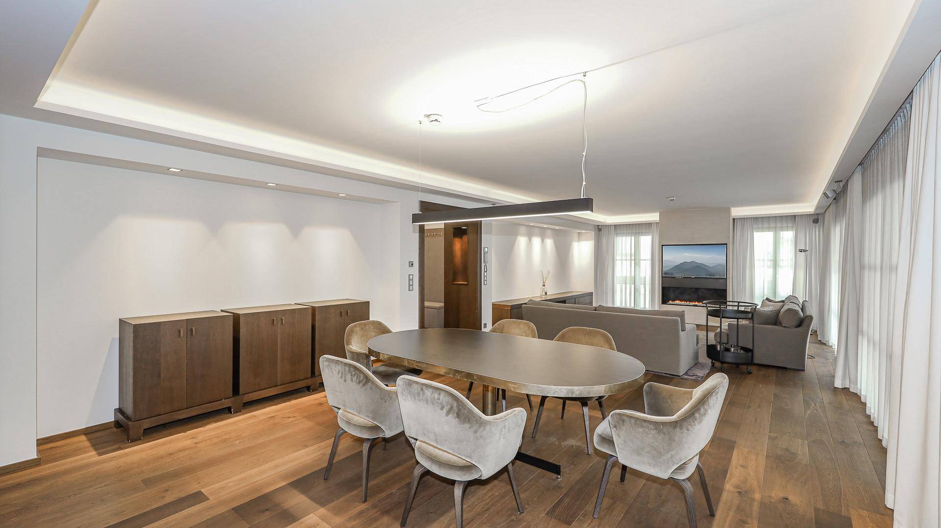 KITZIMMO-Luxus-Suite mit Zugang in ein 5-Sterne-Hotel - Immobilien Kitzbühel.