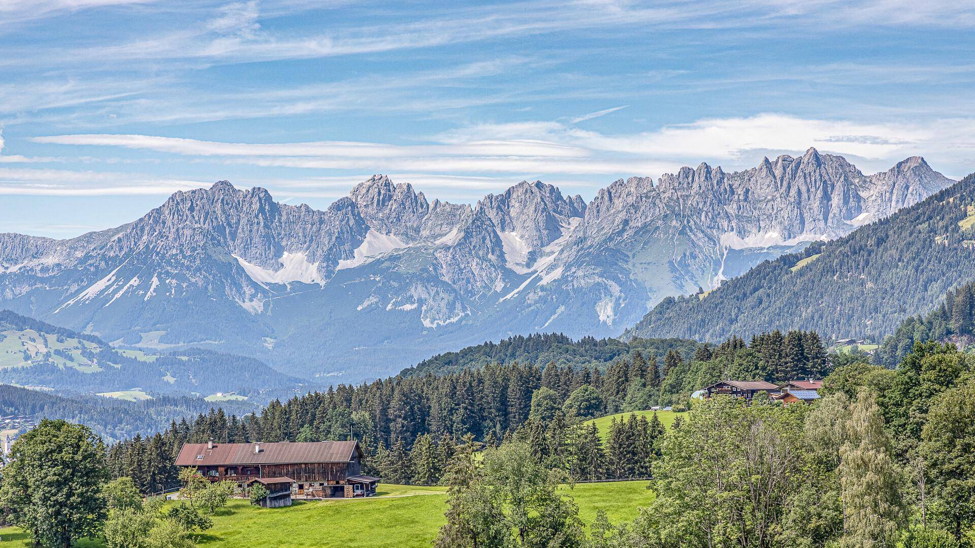 KITZIMMO-Luxusvilla in Toplage kaufen - Immobilien Aurach Kitzbühel.
