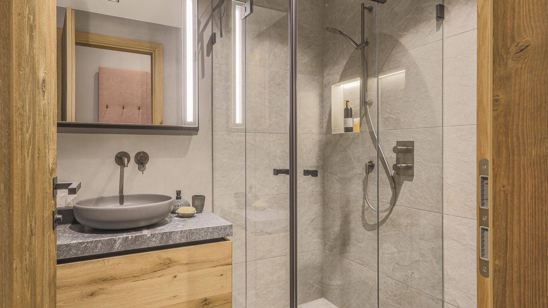 KITZIMMO-Luxus-Penthouse mit Steif-Blick in sonniger Ruhelage - Immobilien Kitzbühel.