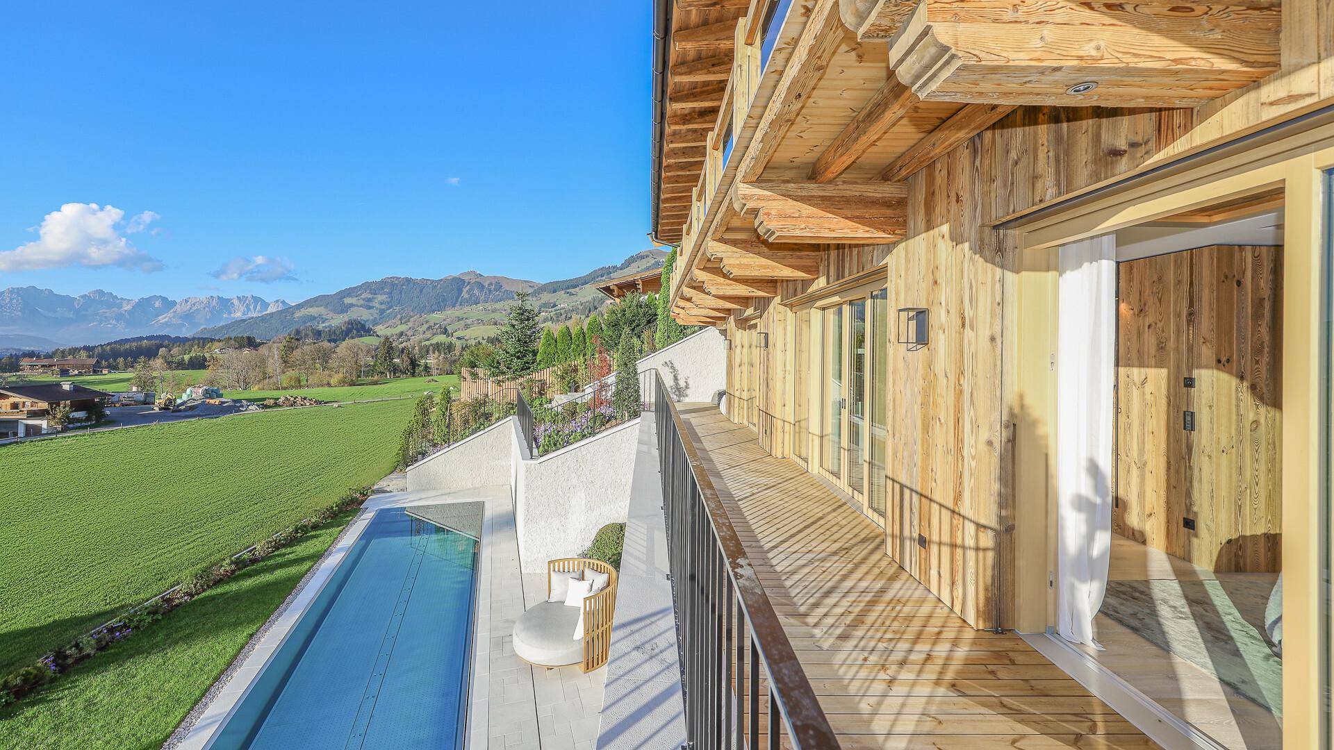 KITZIMMO-Luxusvilla in Toplage kaufen - Immobilien Aurach Kitzbühel.