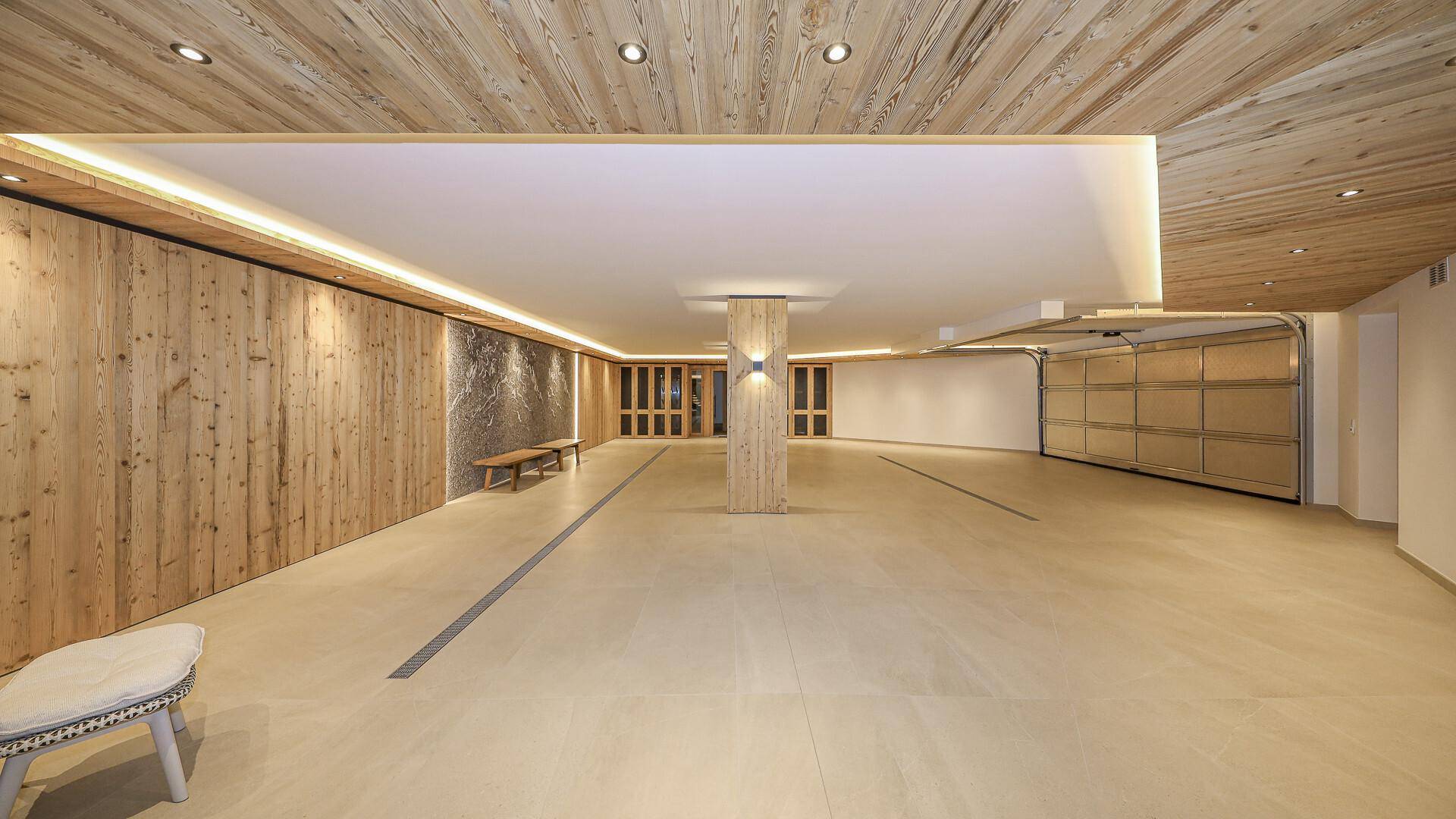 KITZIMMO-Luxusvilla in prominenter Toplage kaufen - Immobilien Aurach bei Kitzbühel.