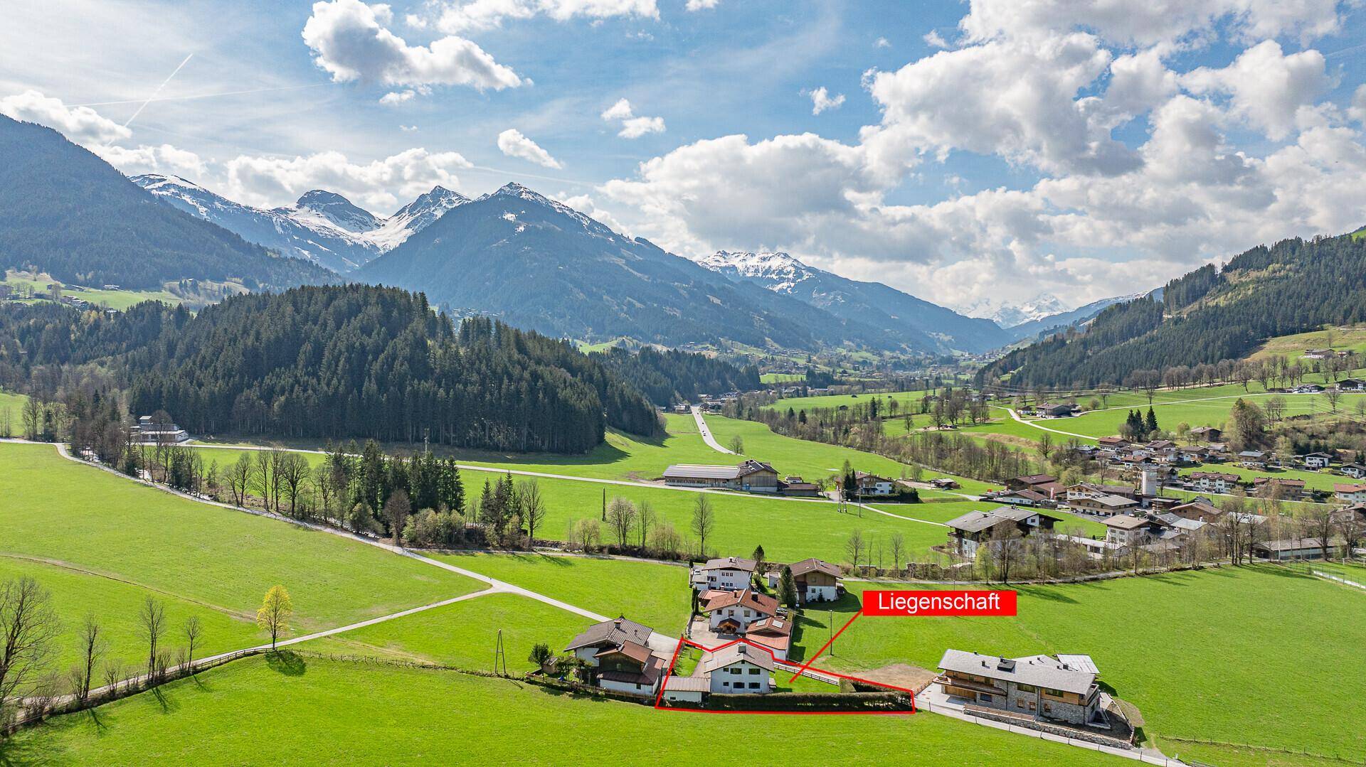 KITZIMMO-Landhaus in Toplage kaufen - Immobilien Aurach bei Kitzbühel.