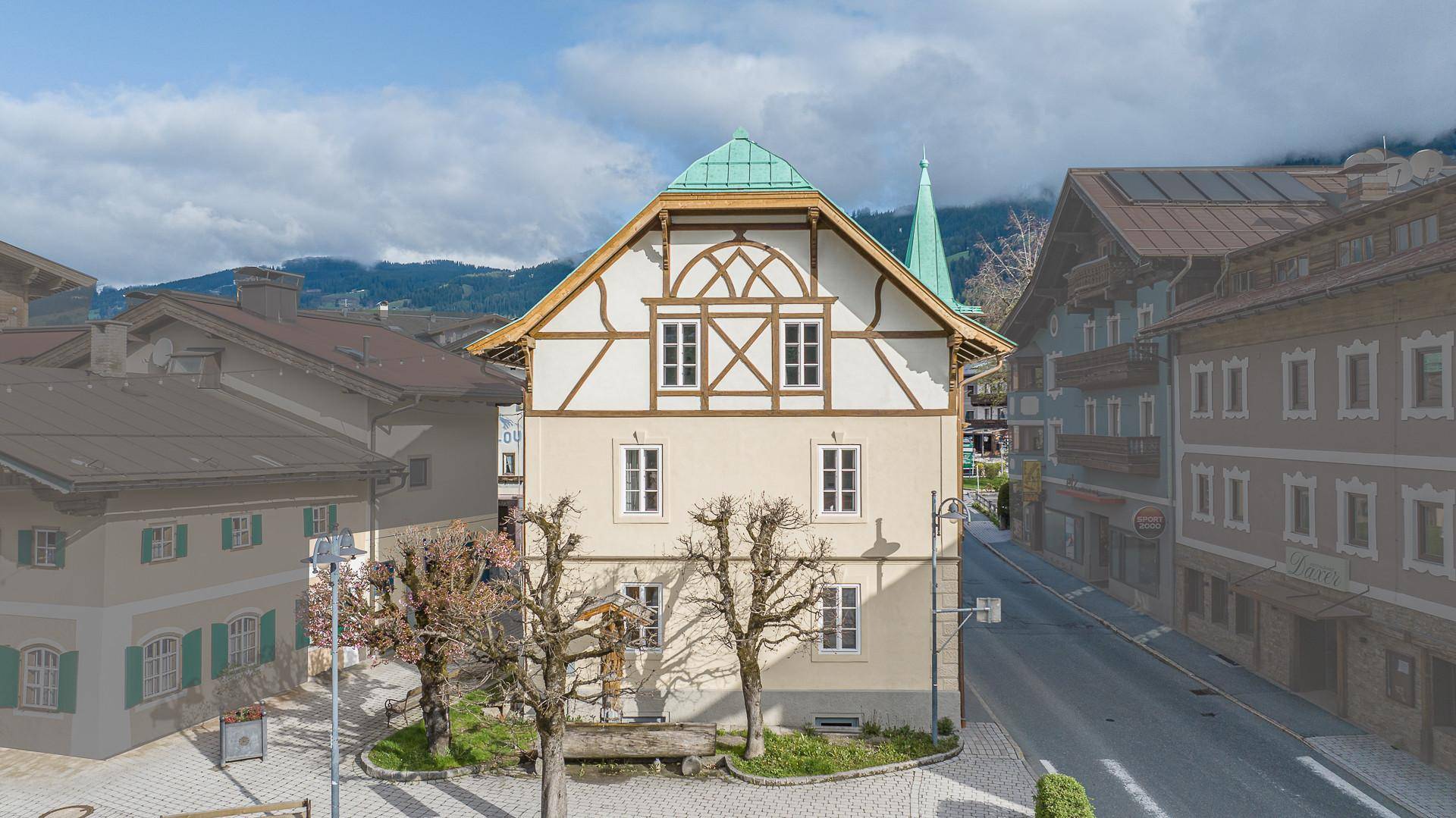 KITZIMMO-Luxus-Stadtvilla in Toplage kaufen - Immobilien Kirchberg in Tirol.