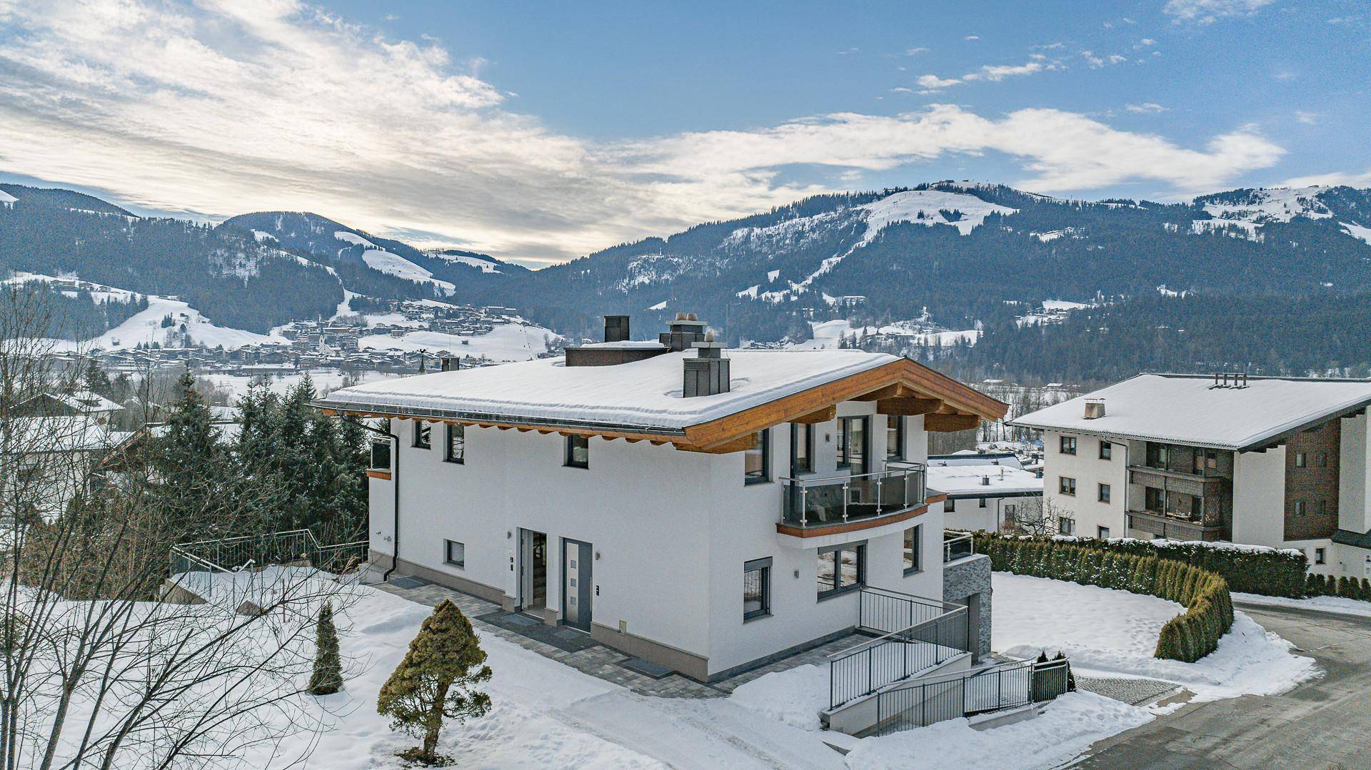 KITZIMMO-Neubauvilla in sonniger Top-Ruhelage kaufen - Immobilien Ellmau am Wilden Kaiser.