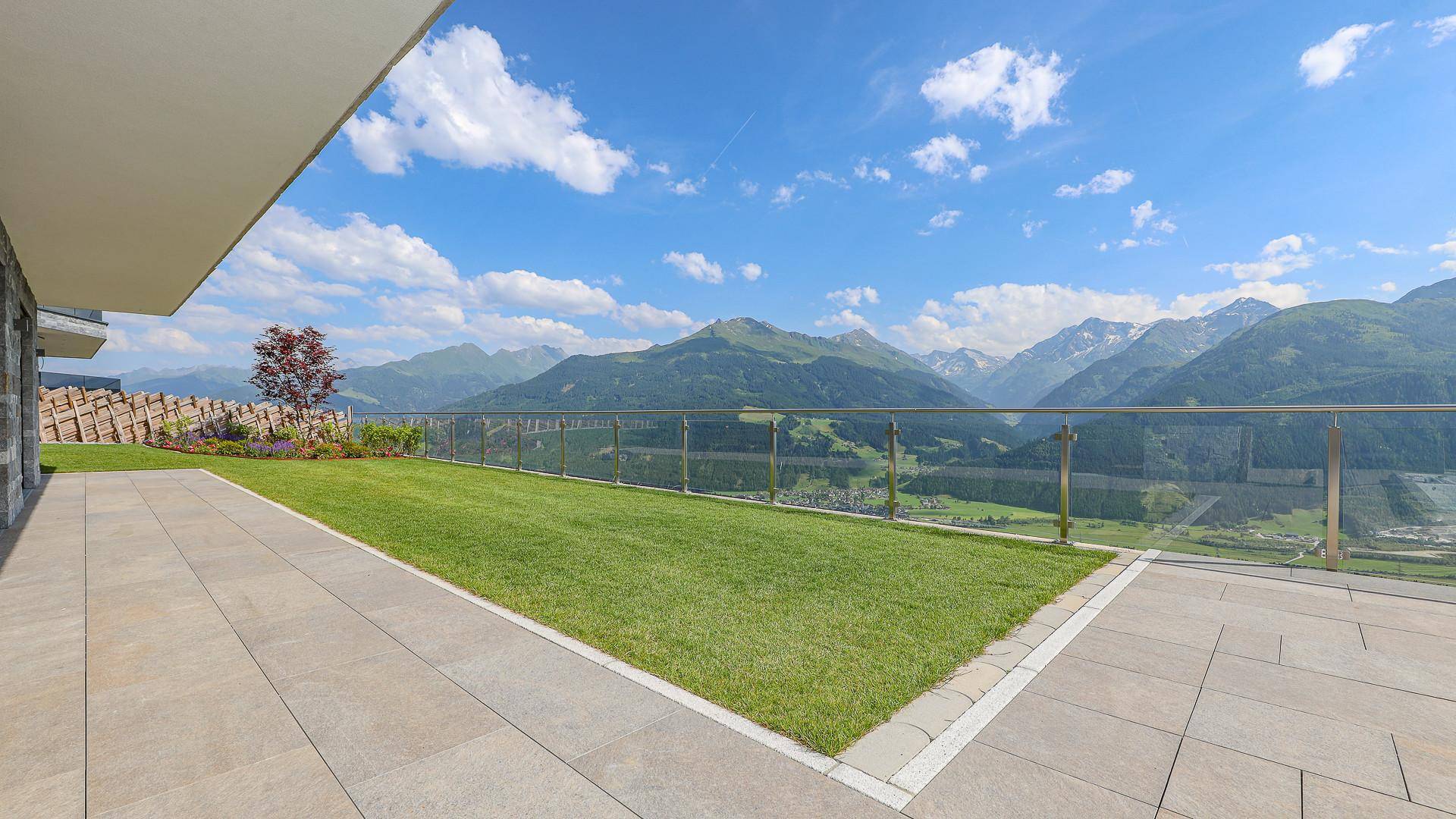 KITZIMMO-Luxusvilla mit Freizeitwohnsitz kaufen - Immobilien Kitzbühel.