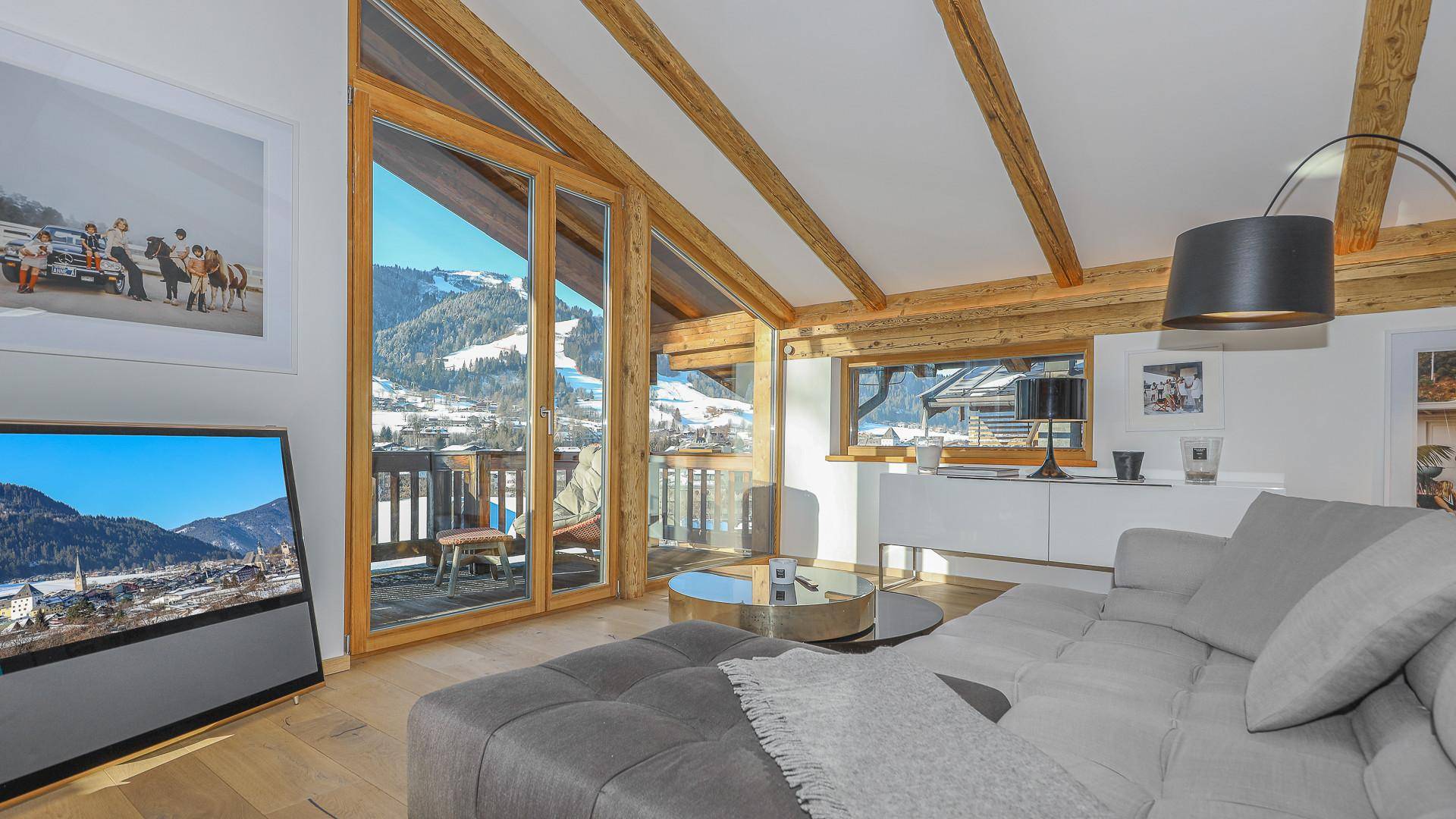 KITZIMMO-Luxus-Penthouse-Maisonette in Toplage am Sonnberg kaufen - Immobilien Kitzbühel.