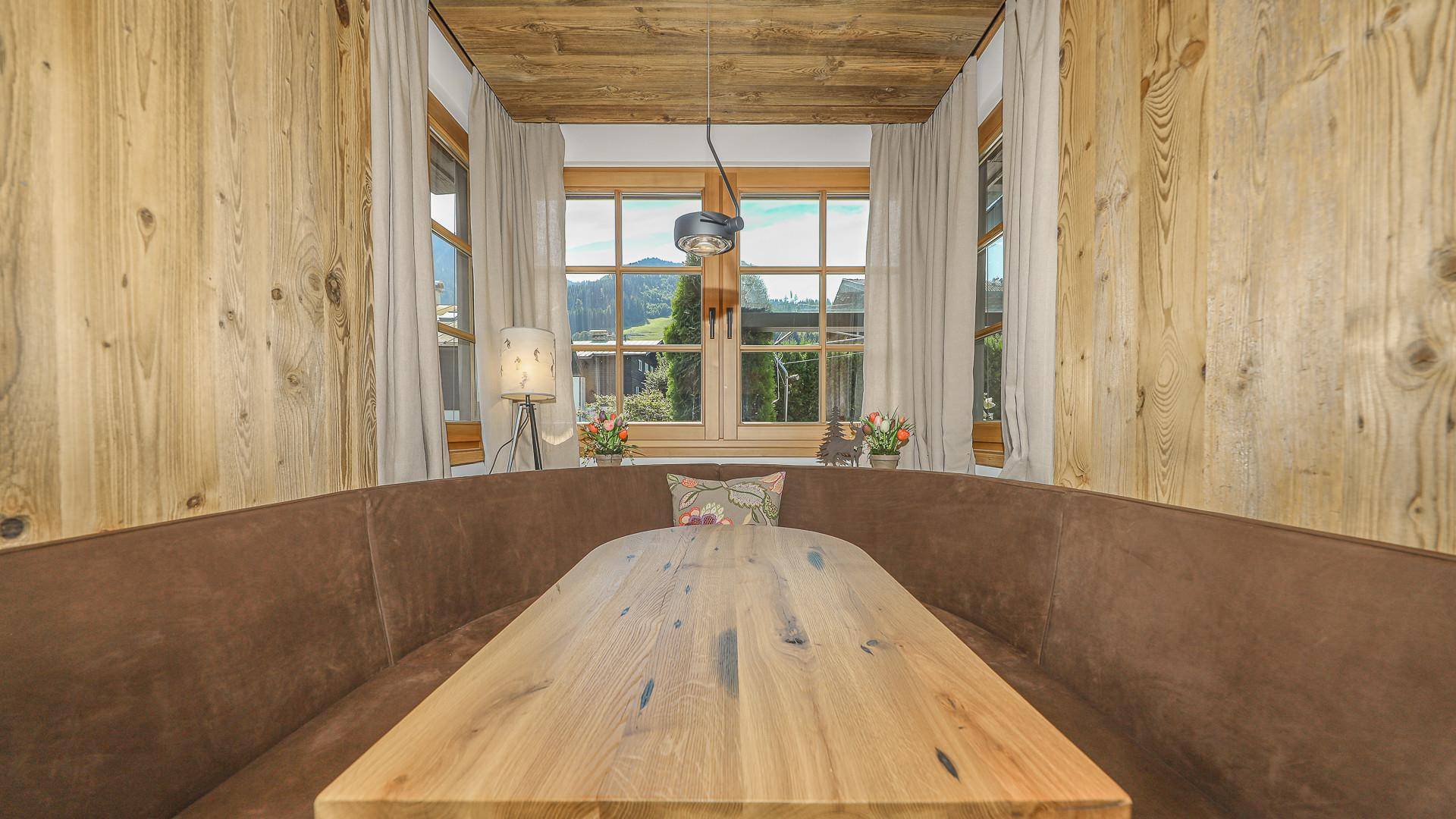 KITZIMMO-Luxuswohnung mit Pool in zentraler Toplage - Immobilien Kitzbühel.
