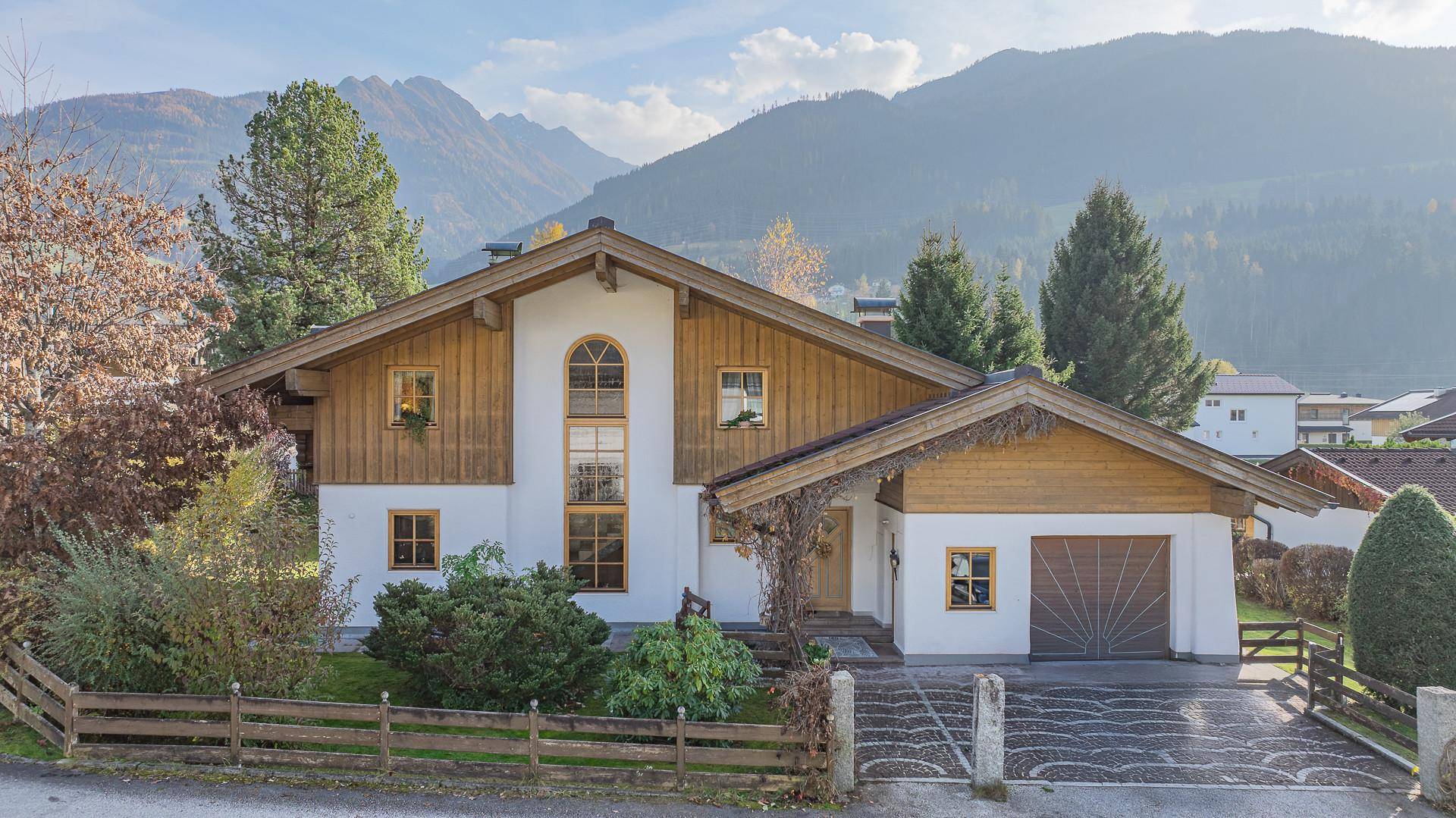 KITZIMMO-Landhaus in sonniger Ruhelage kaufen - Immobilien Salzburg.