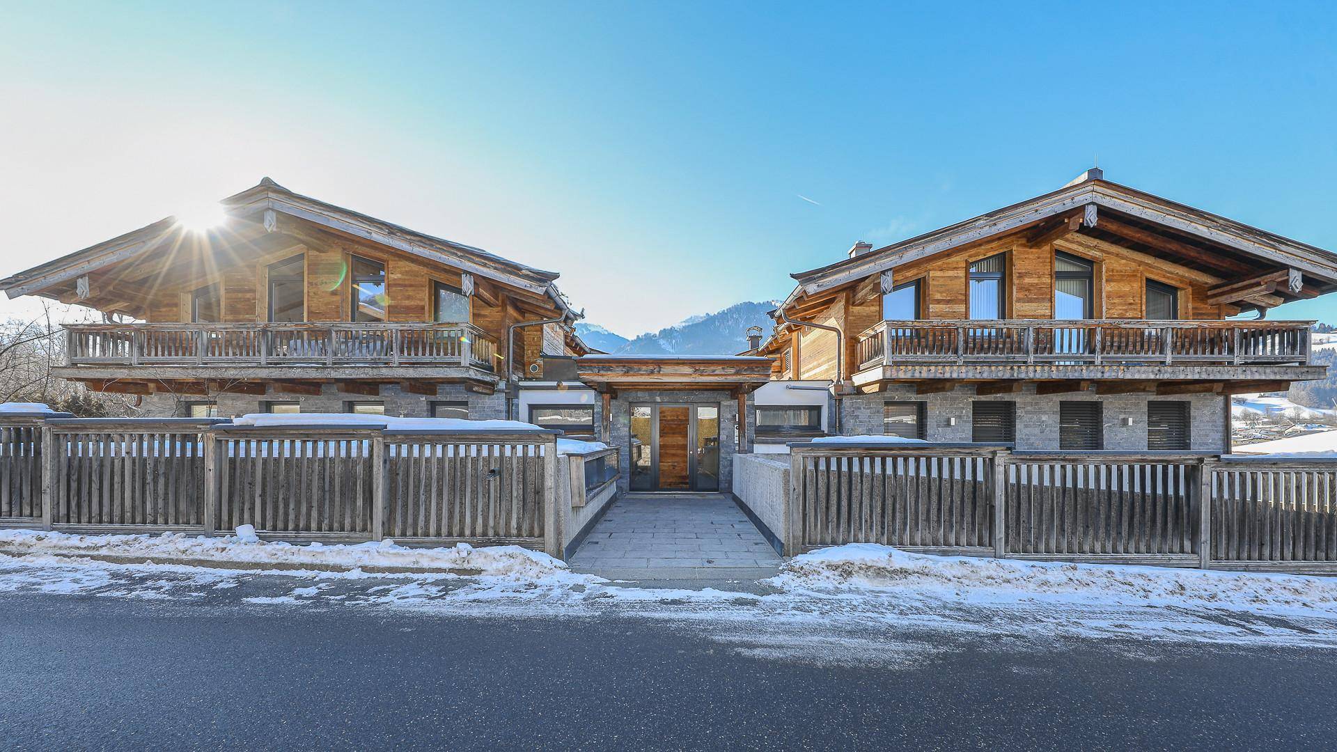 KITZIMMO-Luxus-Penthouse-Maisonette in Toplage am Sonnberg kaufen - Immobilien Kitzbühel.