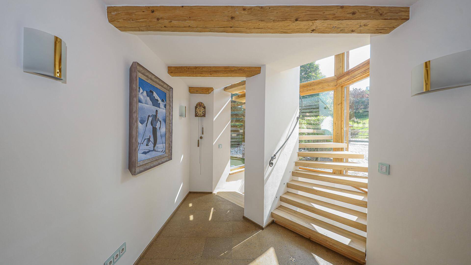 KITZIMMO-Exklusive Luxusvilla mit Freizeitwohnsitz auf der Bichlalm - Immobilien Kitzbühel.