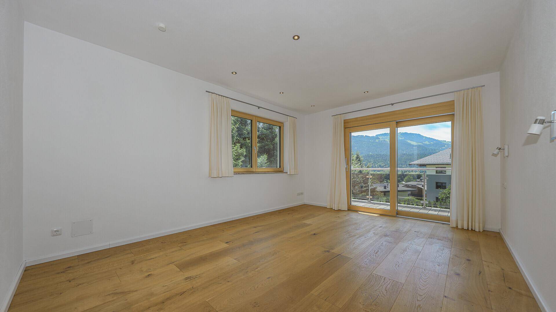 Großzügiger Neubau mit Panoramablick am Fuße des Wilden Kaisers - Ansicht 6