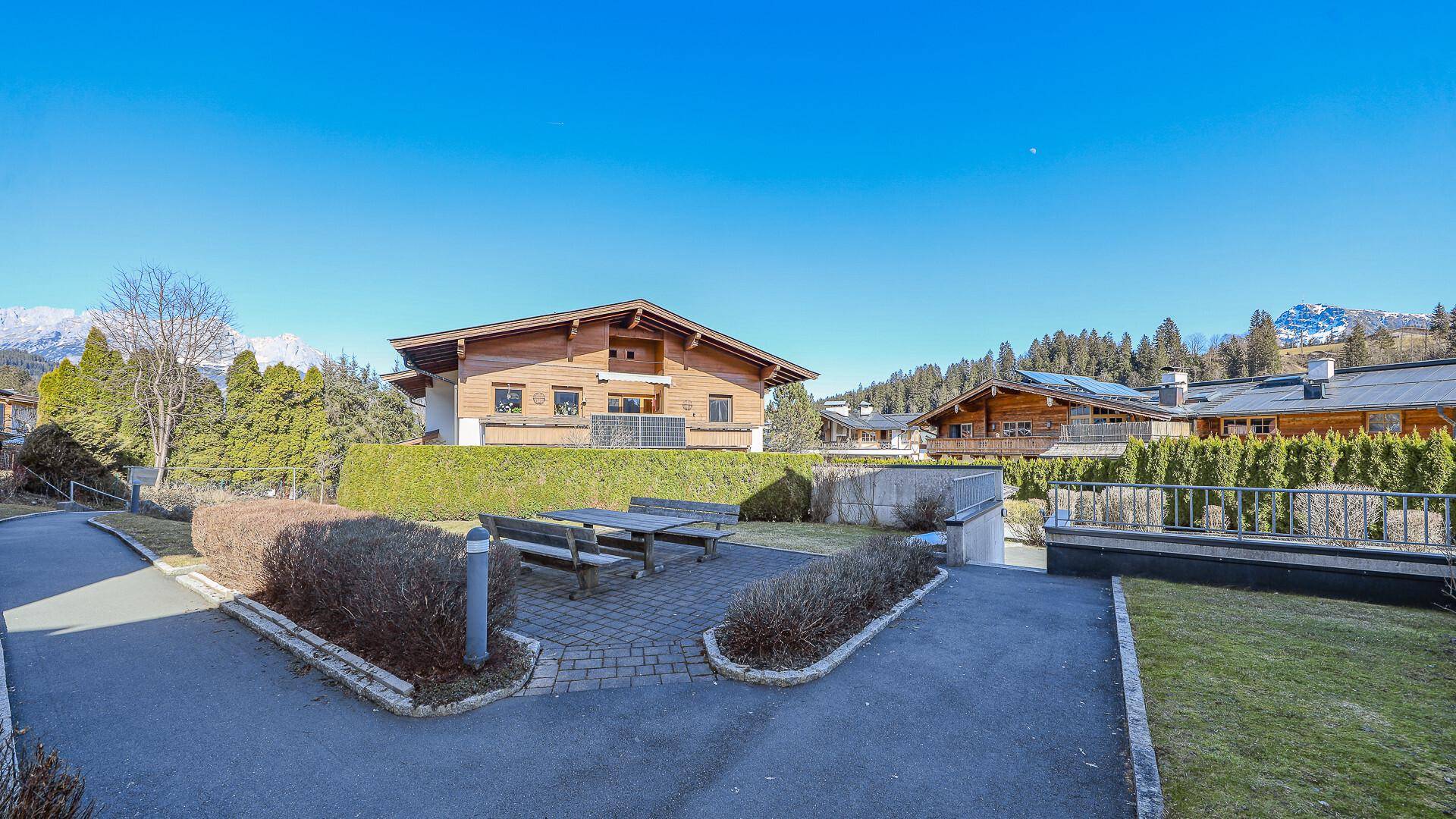 KITZIMMO-Exklusive Gartenwohnung in sonniger Ruhelage - Immobilien Reith bei Kitzbühel.