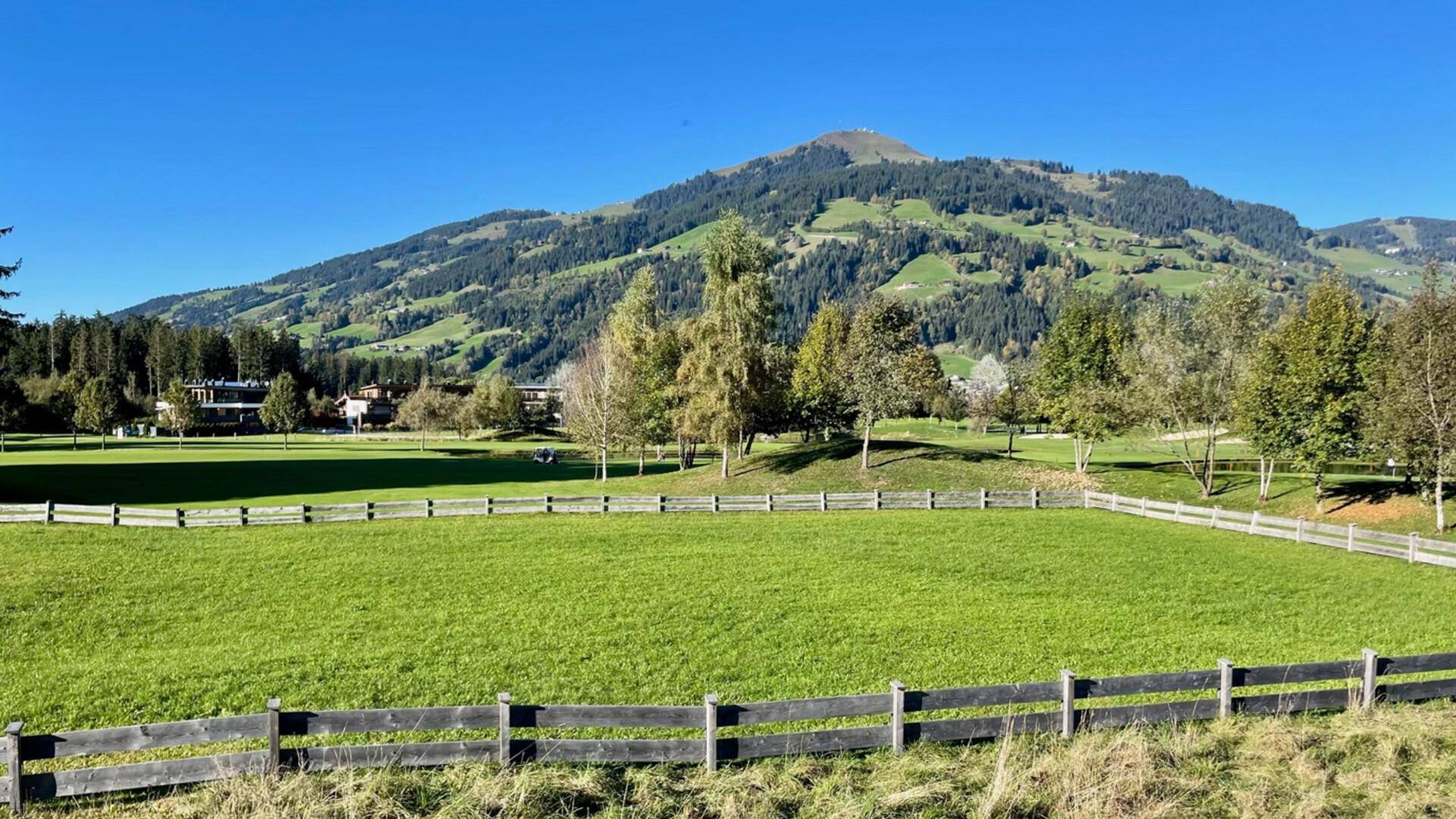 KITZIMMO-Neubauvilla mit Freizeitwohnsitz am Golfplatz - Immobilien Westendorf.