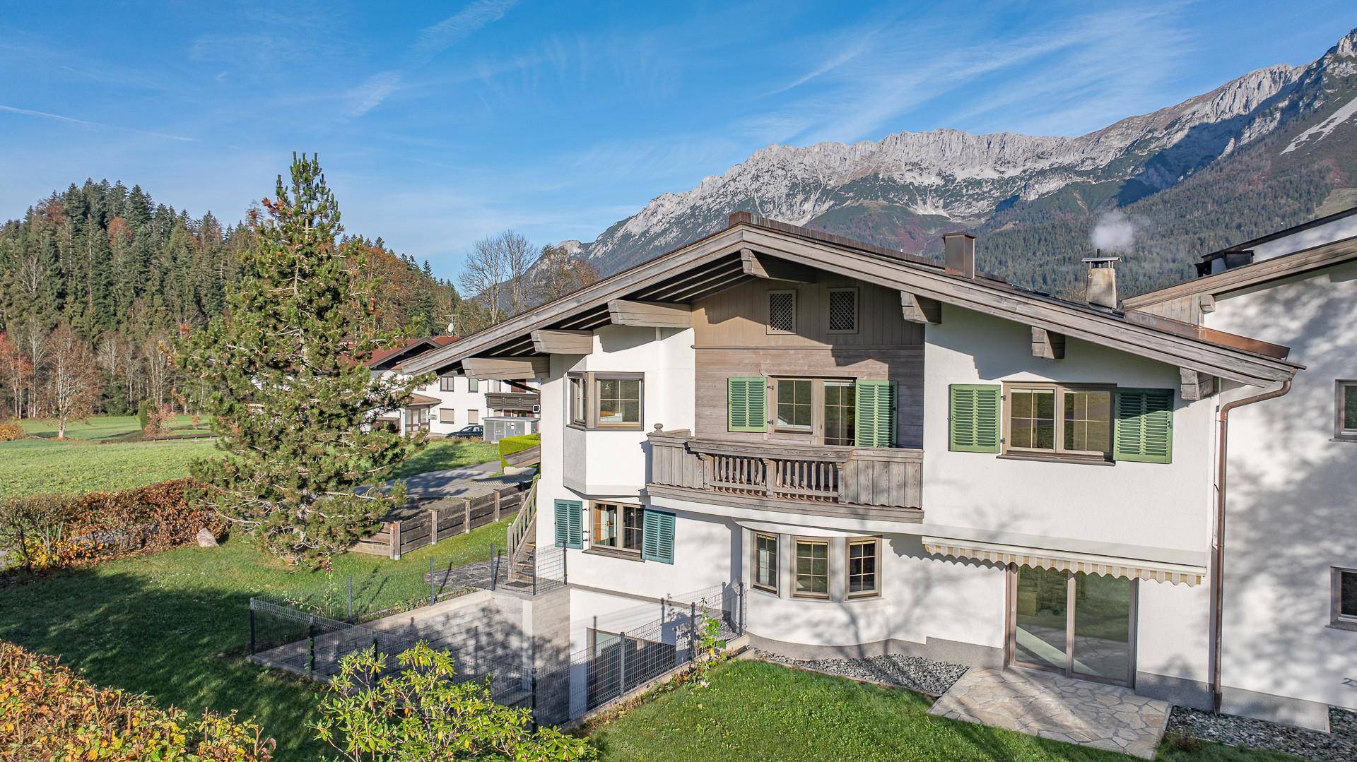 KITZIMMO-Mehrfamilienhaus in Toplage kaufen - Immobilien Ellmau Tirol.