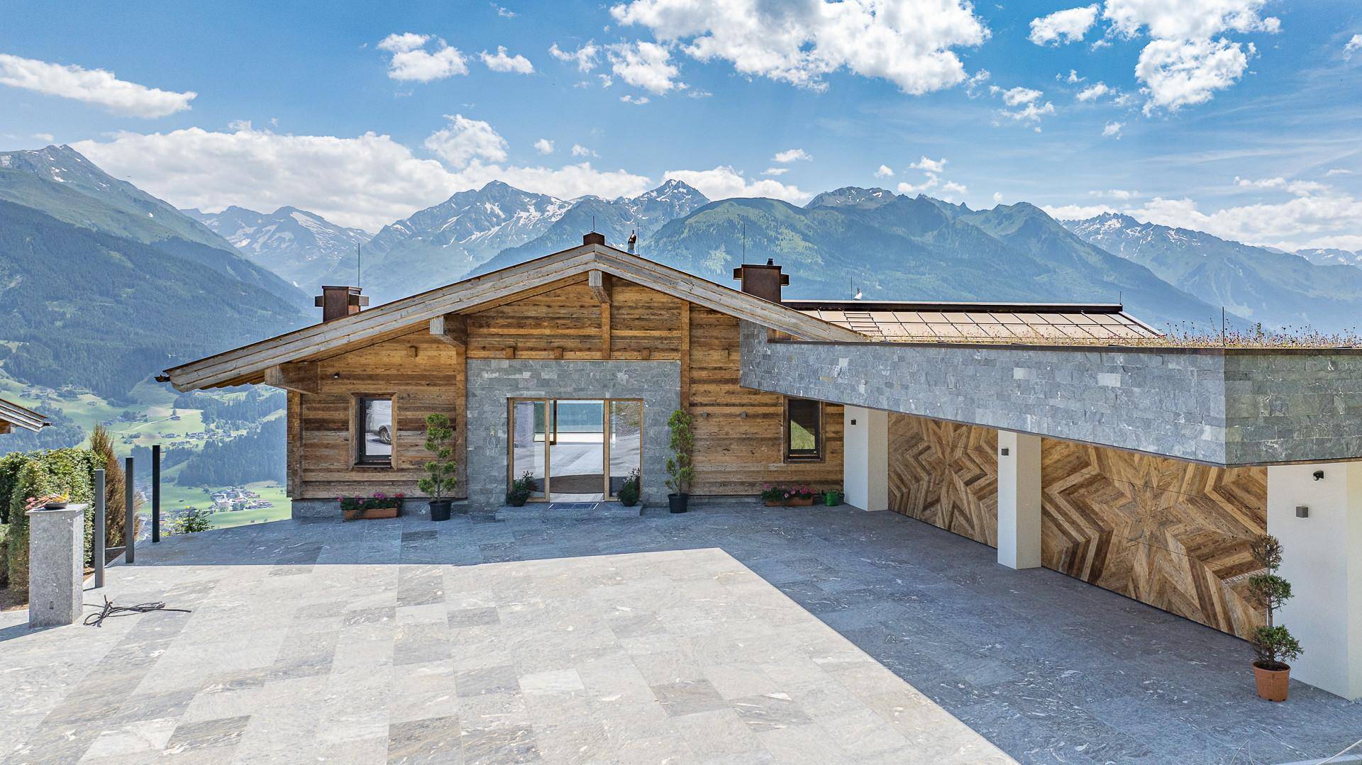 KITZIMMO-Luxusvilla mit Freizeitwohnsitz kaufen - Immobilien Kitzbühel.