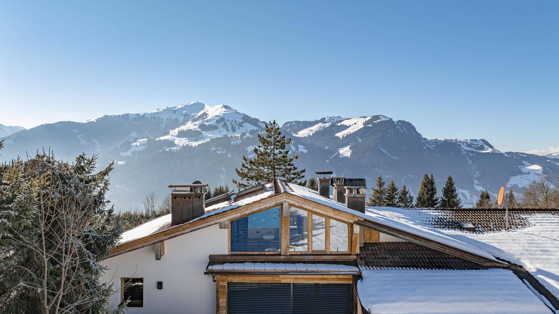 KITZIMMO-Anwesen in Toplage auf der Bichlalm kaufen - Immobilien Kitzbühel.