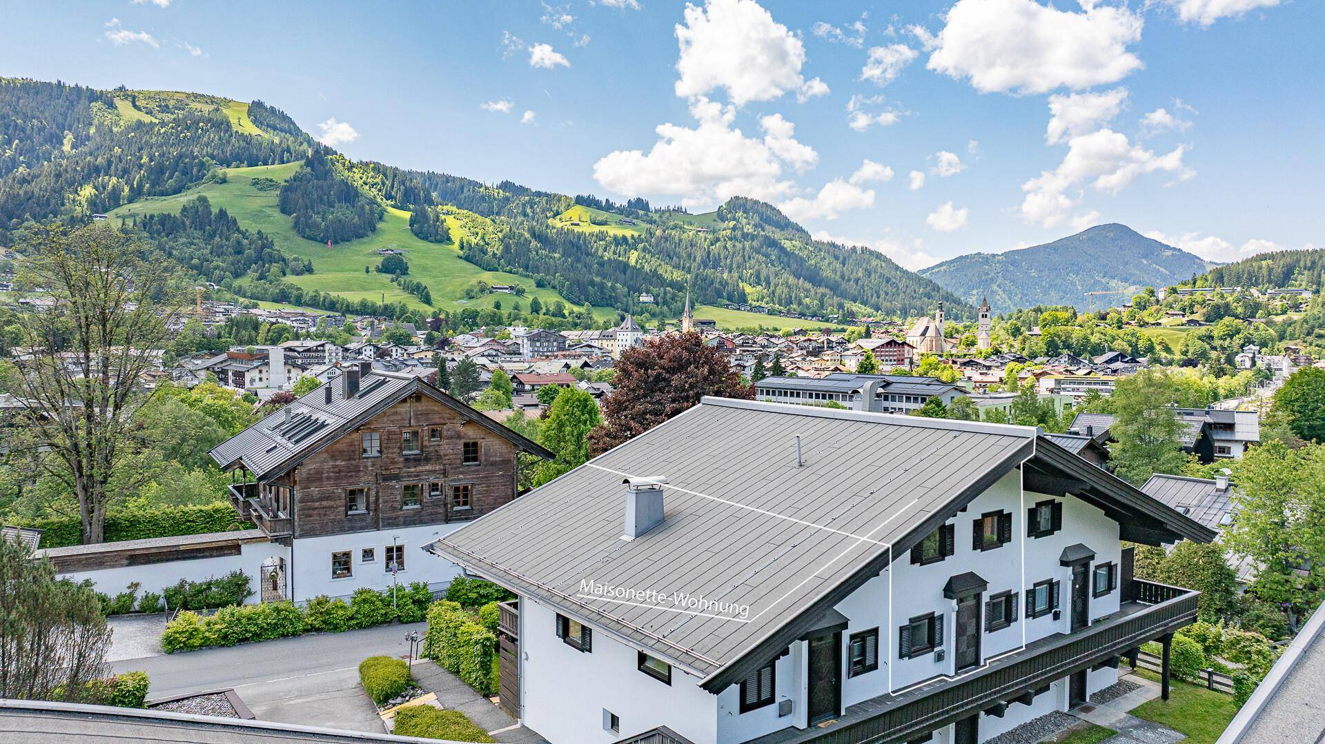 KITZIMMO-Exklusiver Freizeitwohnsitz am Sonnberg mit Panoramablick kaufen - Immobilien Kitzbühel.