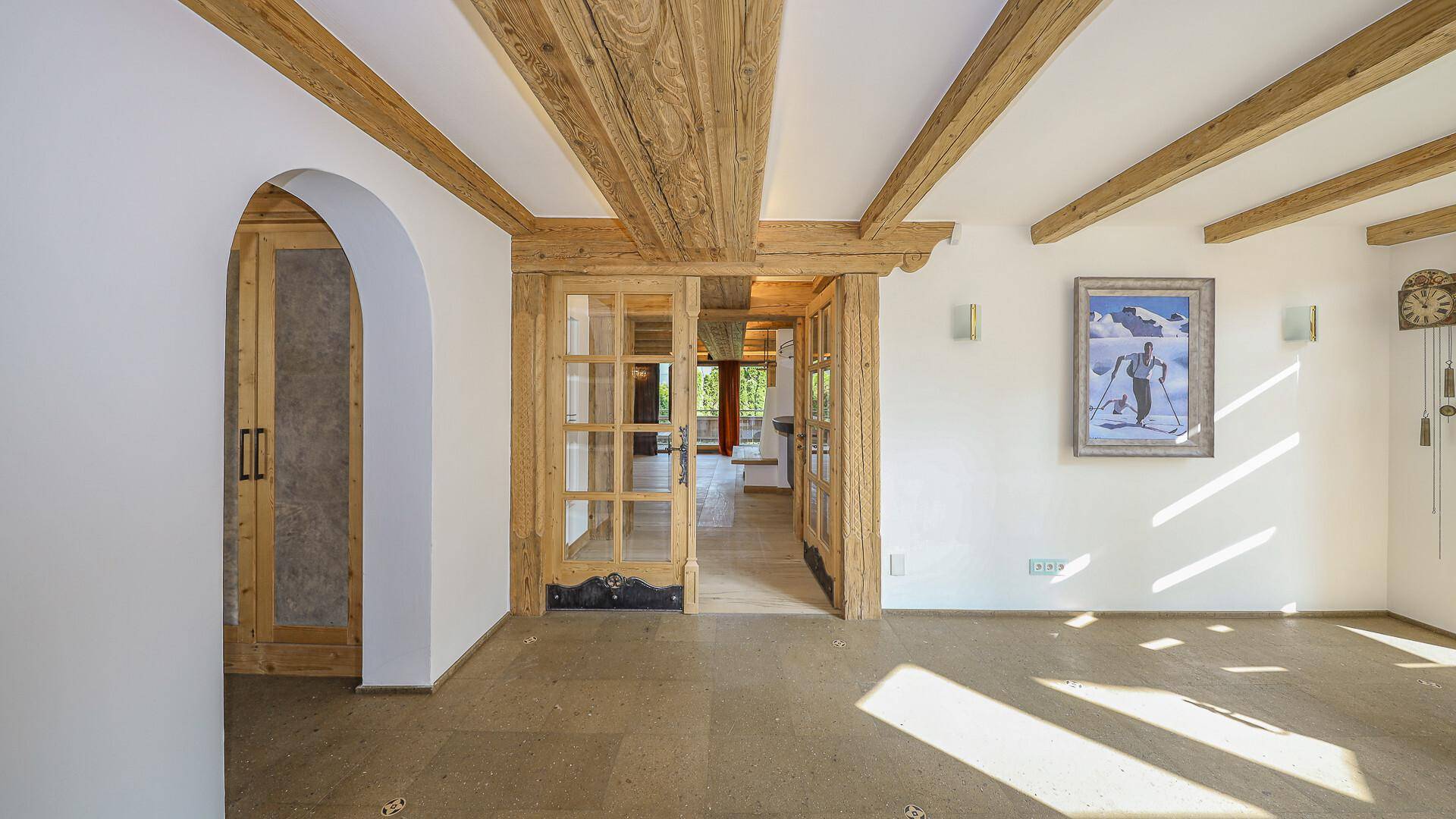 KITZIMMO-Exklusive Luxusvilla mit Freizeitwohnsitz auf der Bichlalm - Immobilien Kitzbühel.