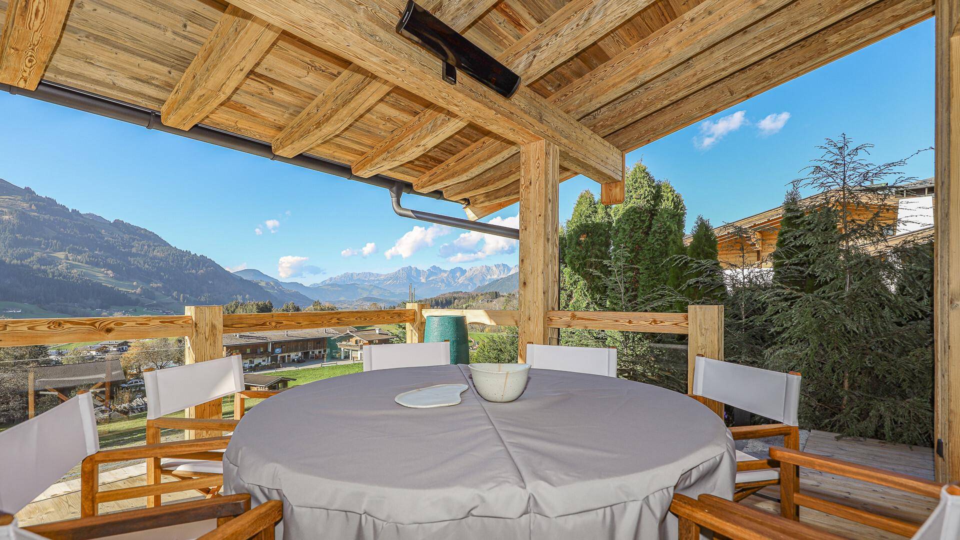 KITZIMMO-Luxusvilla in Toplage kaufen - Immobilien Aurach Kitzbühel.