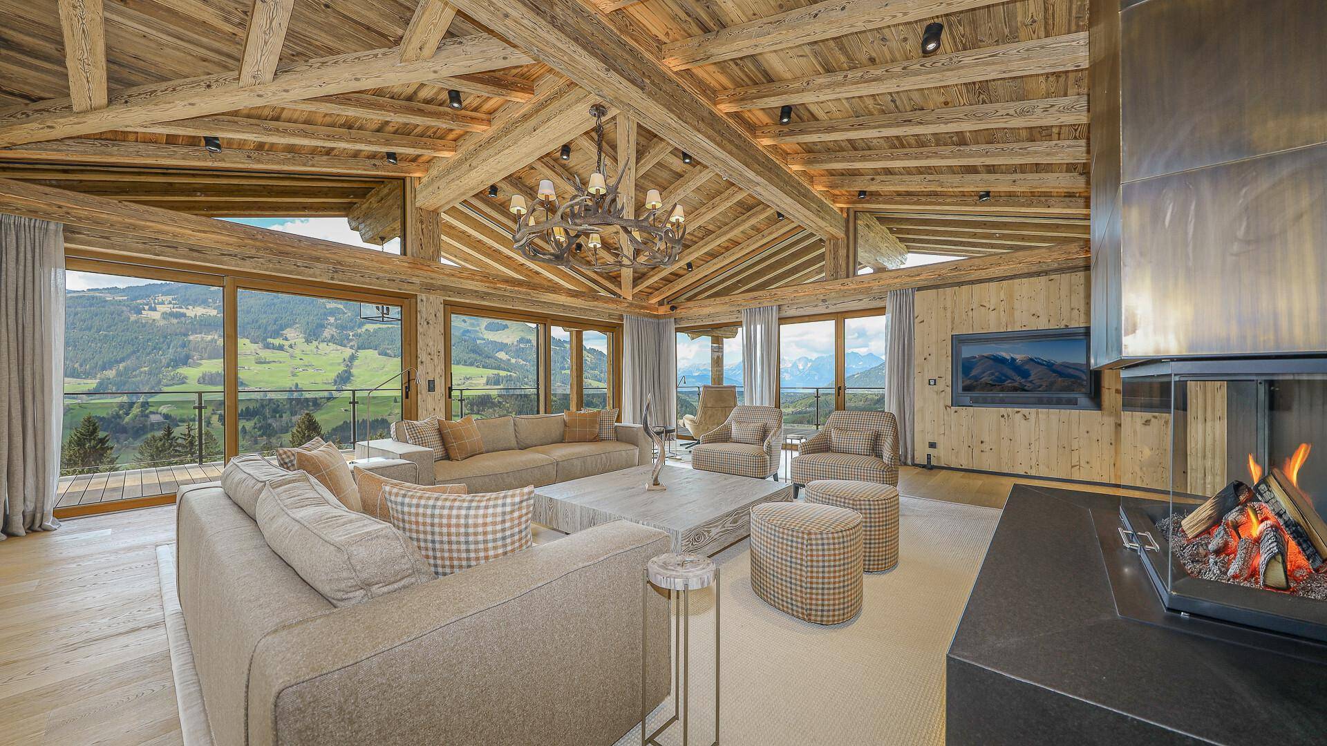 KITZIMMO-Luxusvilla in prominenter Toplage kaufen - Immobilien Aurach bei Kitzbühel.