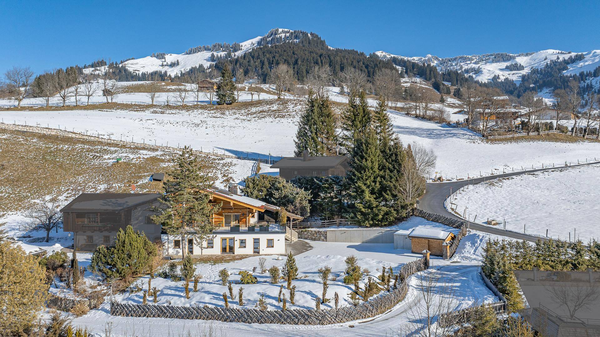 KITZIMMO-Anwesen in Toplage auf der Bichlalm kaufen - Immobilien Kitzbühel.