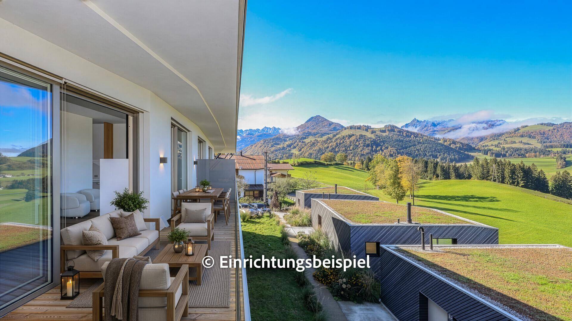 Möblierter Holzbalkon mit Sitzgelegenheiten und Esstisch, mit Panoramablick auf die Berge.