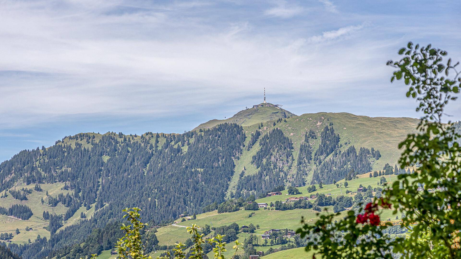 KITZIMMO-Luxusvilla in Toplage kaufen - Immobilien Aurach Kitzbühel.