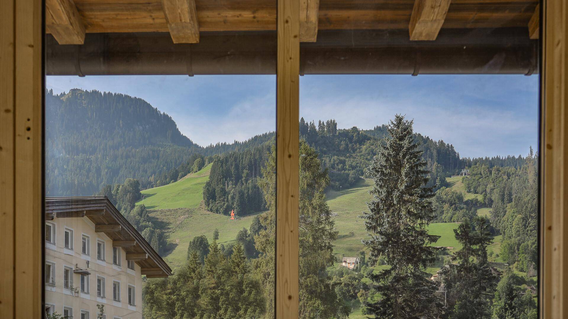 KITZIMMO-Luxus-Townhouse in zentraler Toplage kaufen Immobilien Kitzbühel.
