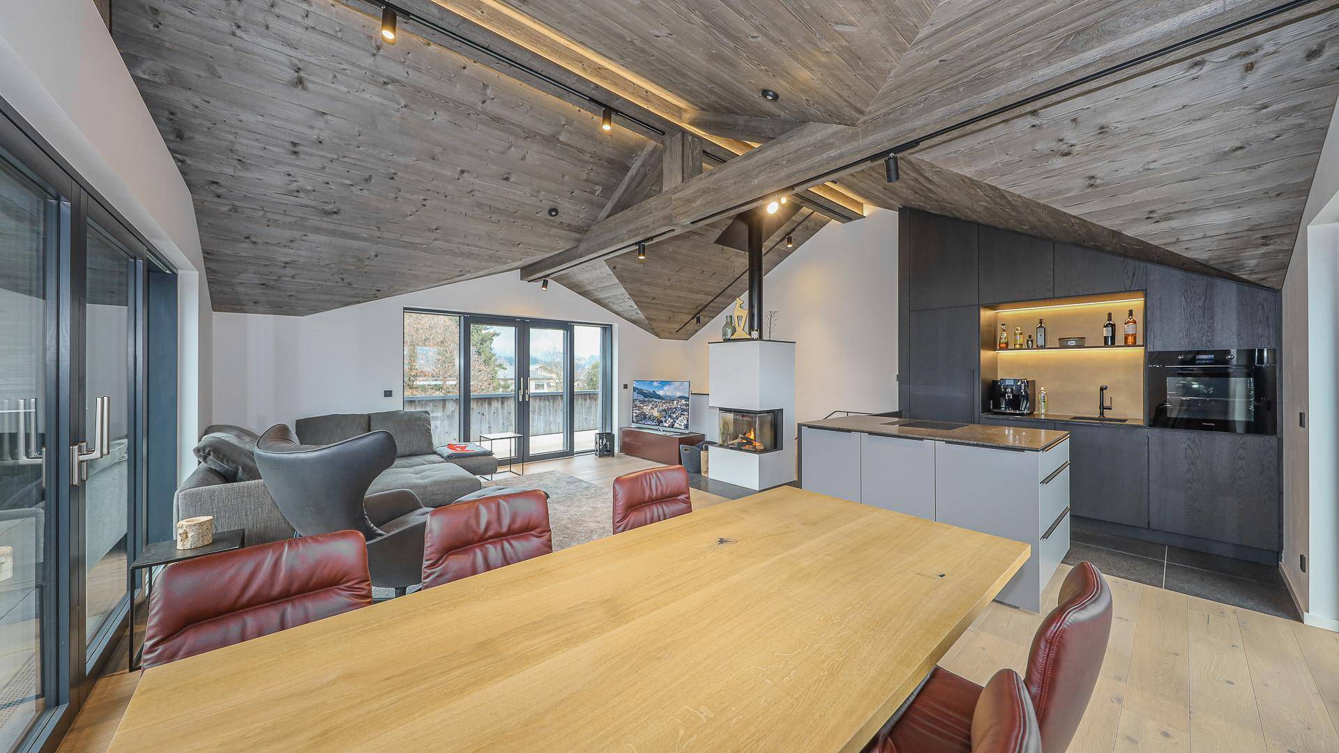 KITZIMMO-Luxus-Penthouse mit Kaiserblick kaufen - Immobilien St. Johann.