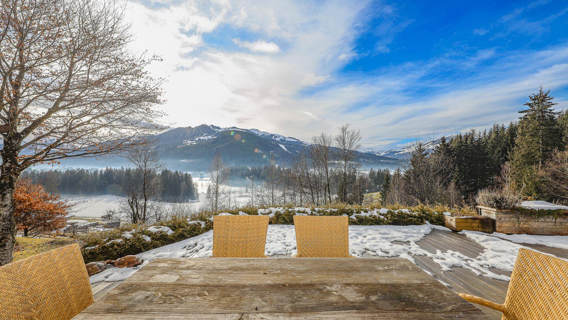 KITZIMMO-Einzigartiges Anwesen mit Blick auf den Schwarzsee - Immobilien Kitzbühel.