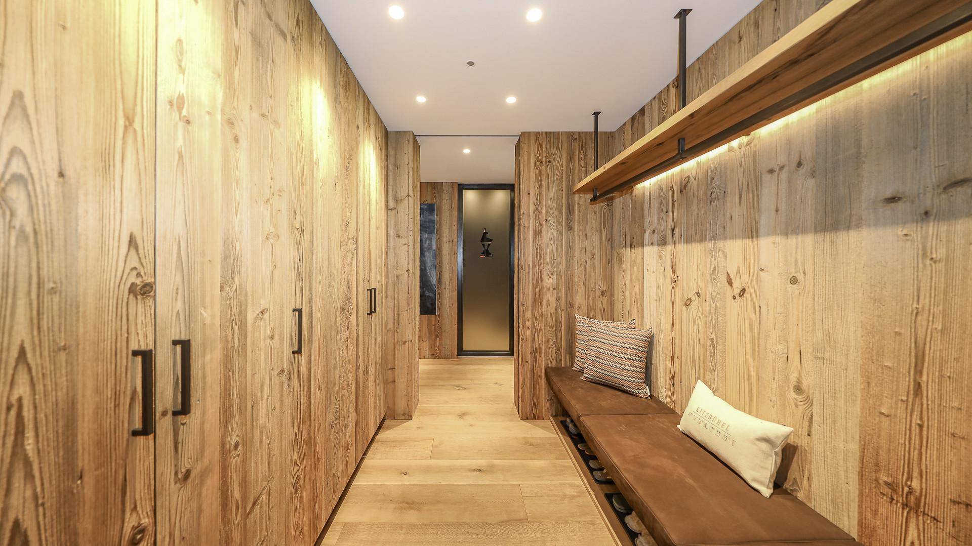 KITZIMMO-Luxuswohnung mit Pool in zentraler Toplage - Immobilien Kitzbühel.