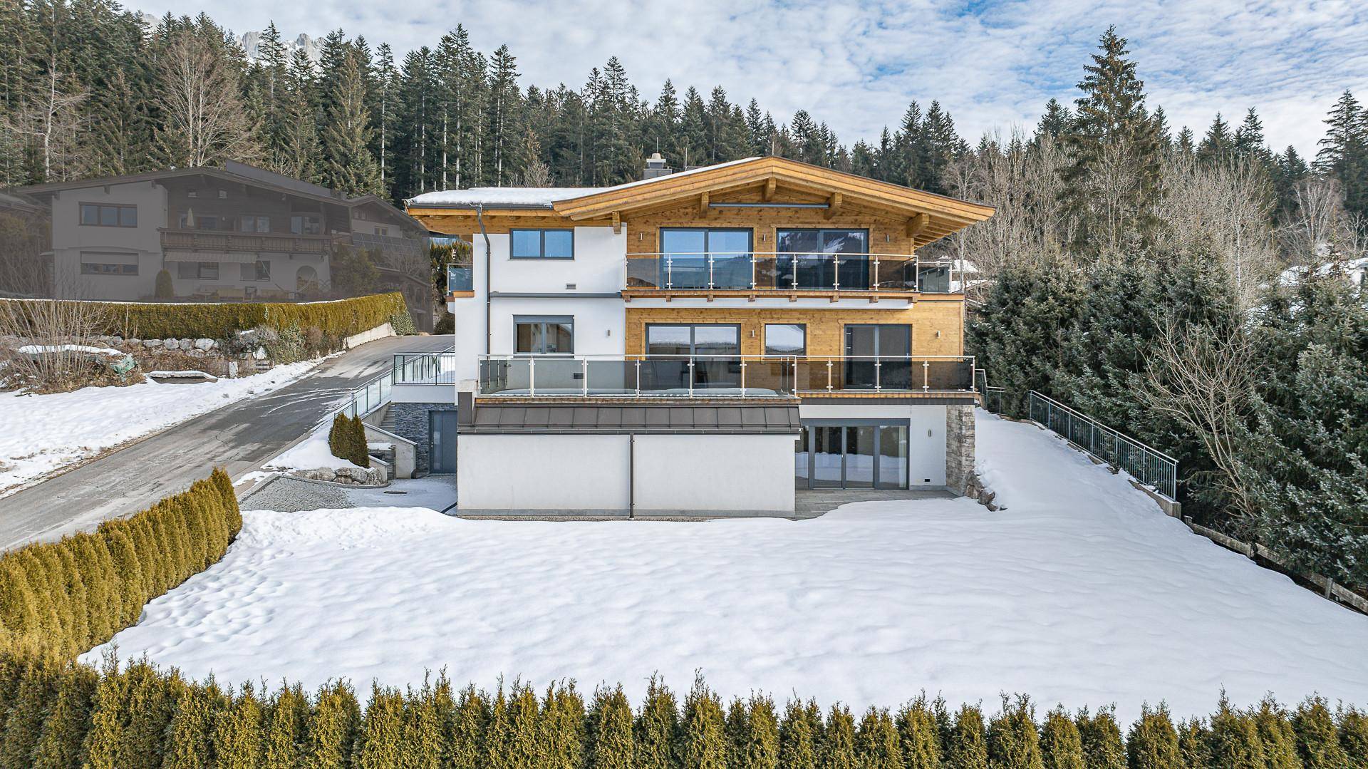 KITZIMMO-Neubauvilla in sonniger Top-Ruhelage kaufen - Immobilien Ellmau am Wilden Kaiser.