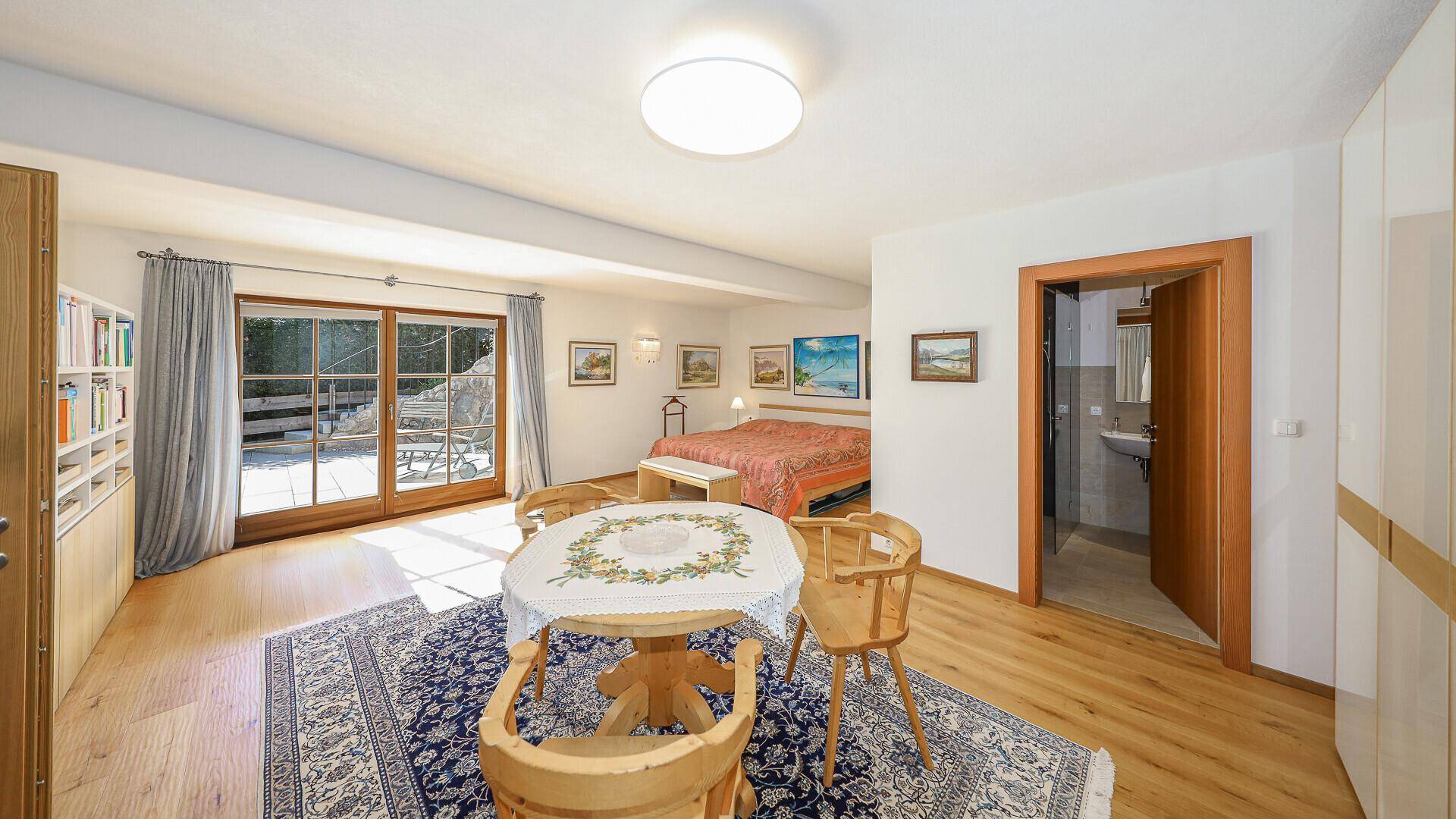 KITZIMMO-Exklusives Landhaus in traumhafter & unverbaubarer Aussichtslage - Immobilien Kitzbühel.