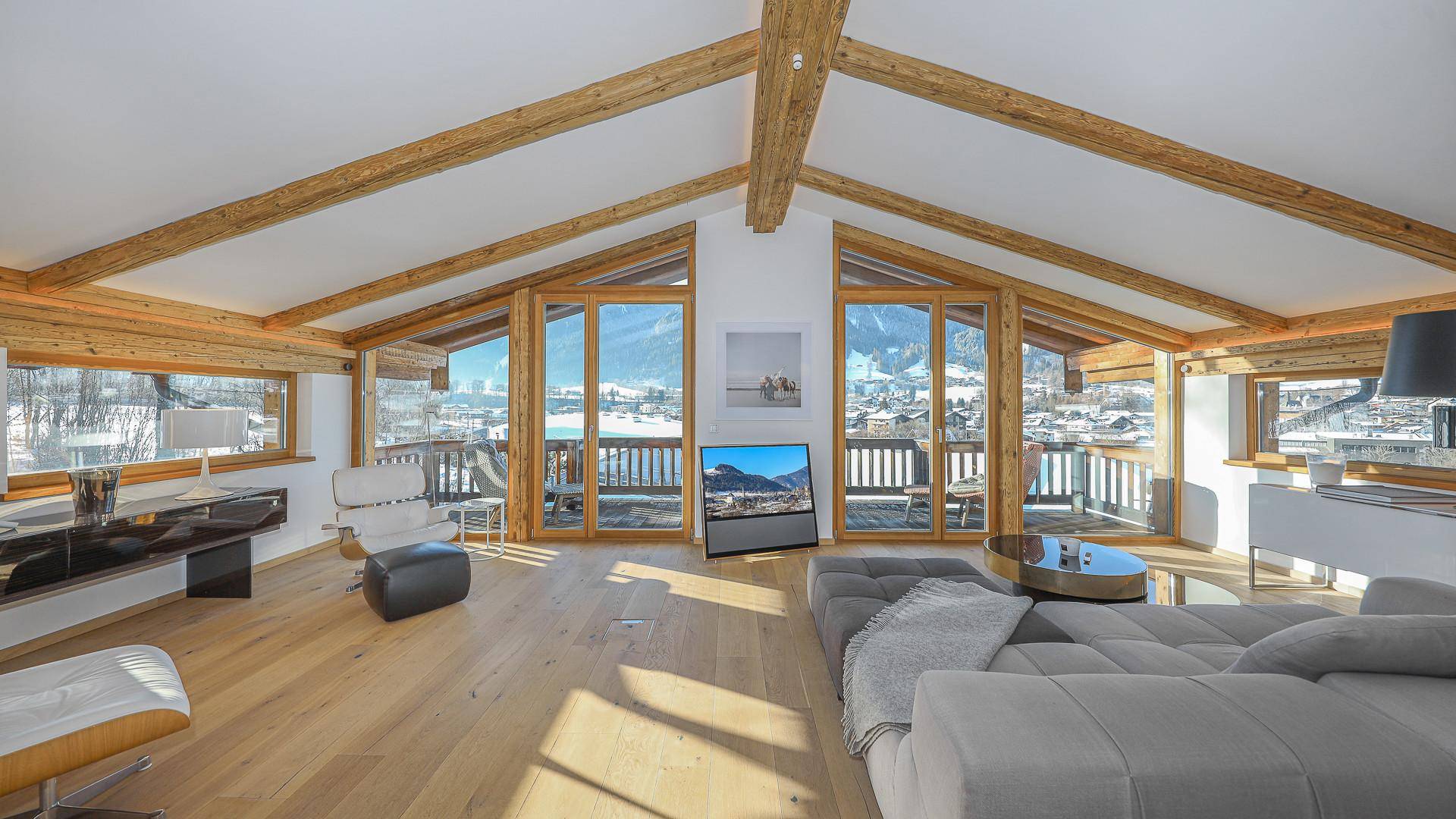 KITZIMMO-Luxus-Penthouse-Maisonette in Toplage am Sonnberg kaufen - Immobilien Kitzbühel.